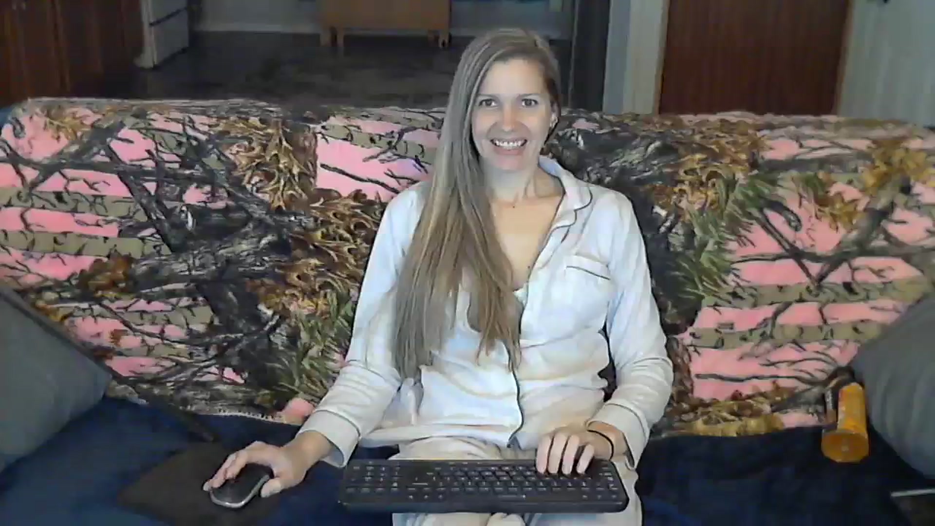 Gallery image thumbnail from SouthernNsexi's myfreecams stream on, 01/28/2024, 16:31 image 9 of 20
