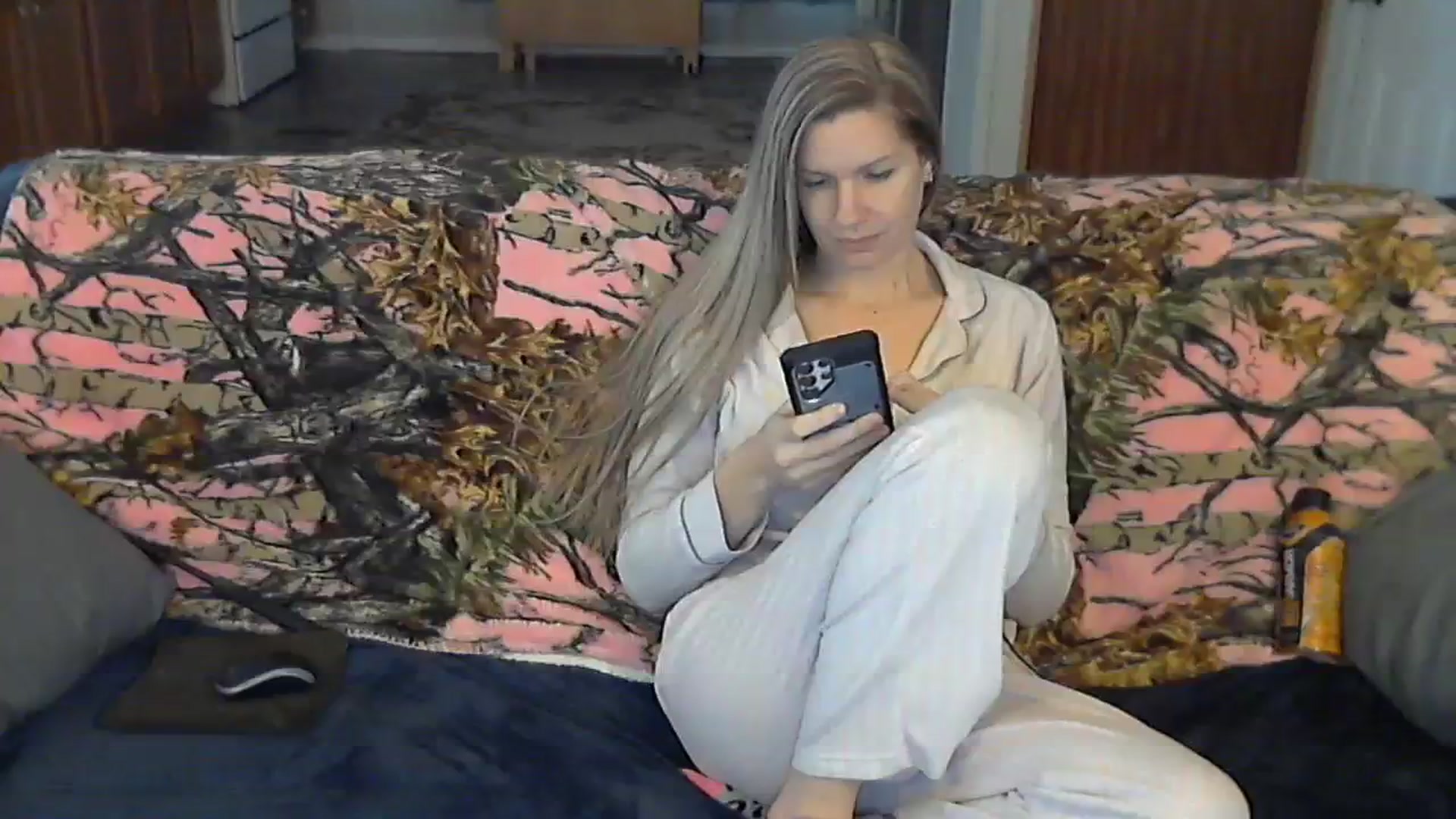 Gallery image thumbnail from SouthernNsexi's myfreecams stream on, 01/28/2024, 16:31 image 16 of 20