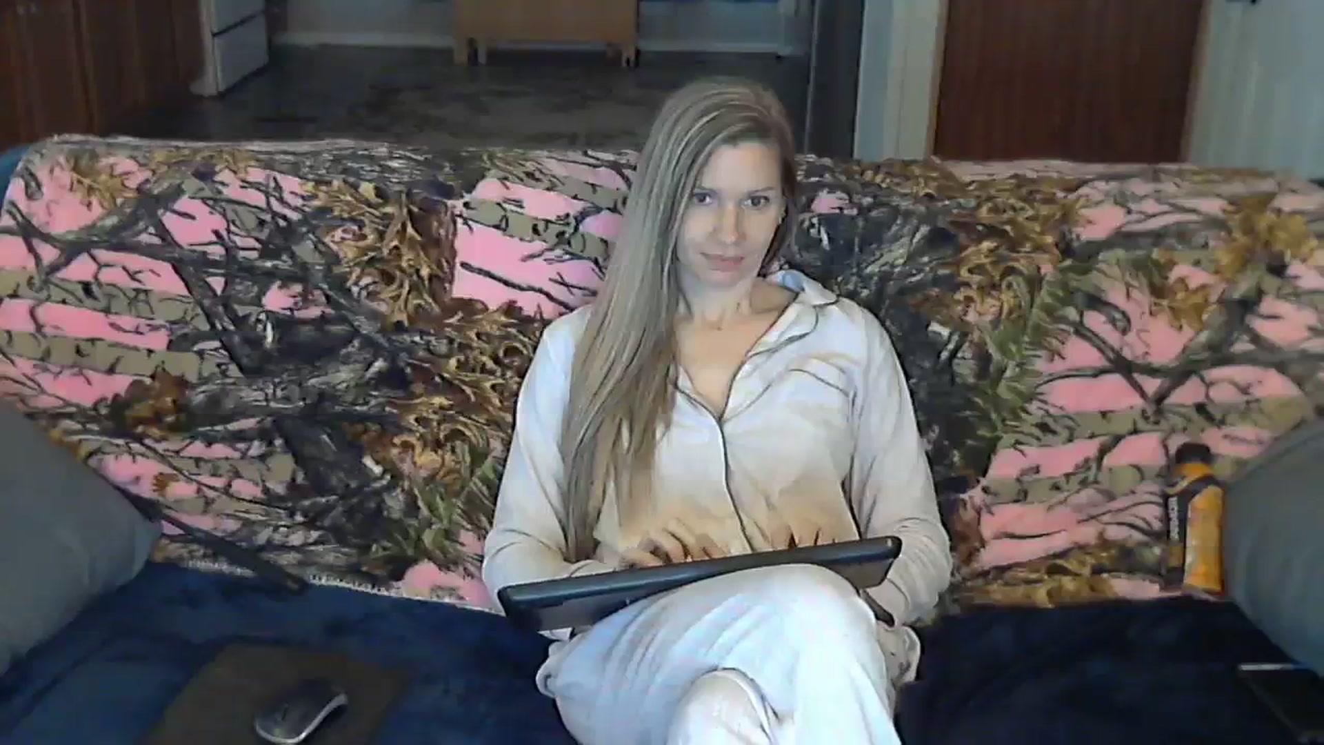 Gallery image thumbnail from SouthernNsexi's myfreecams stream on, 01/28/2024, 16:31 image 20 of 20