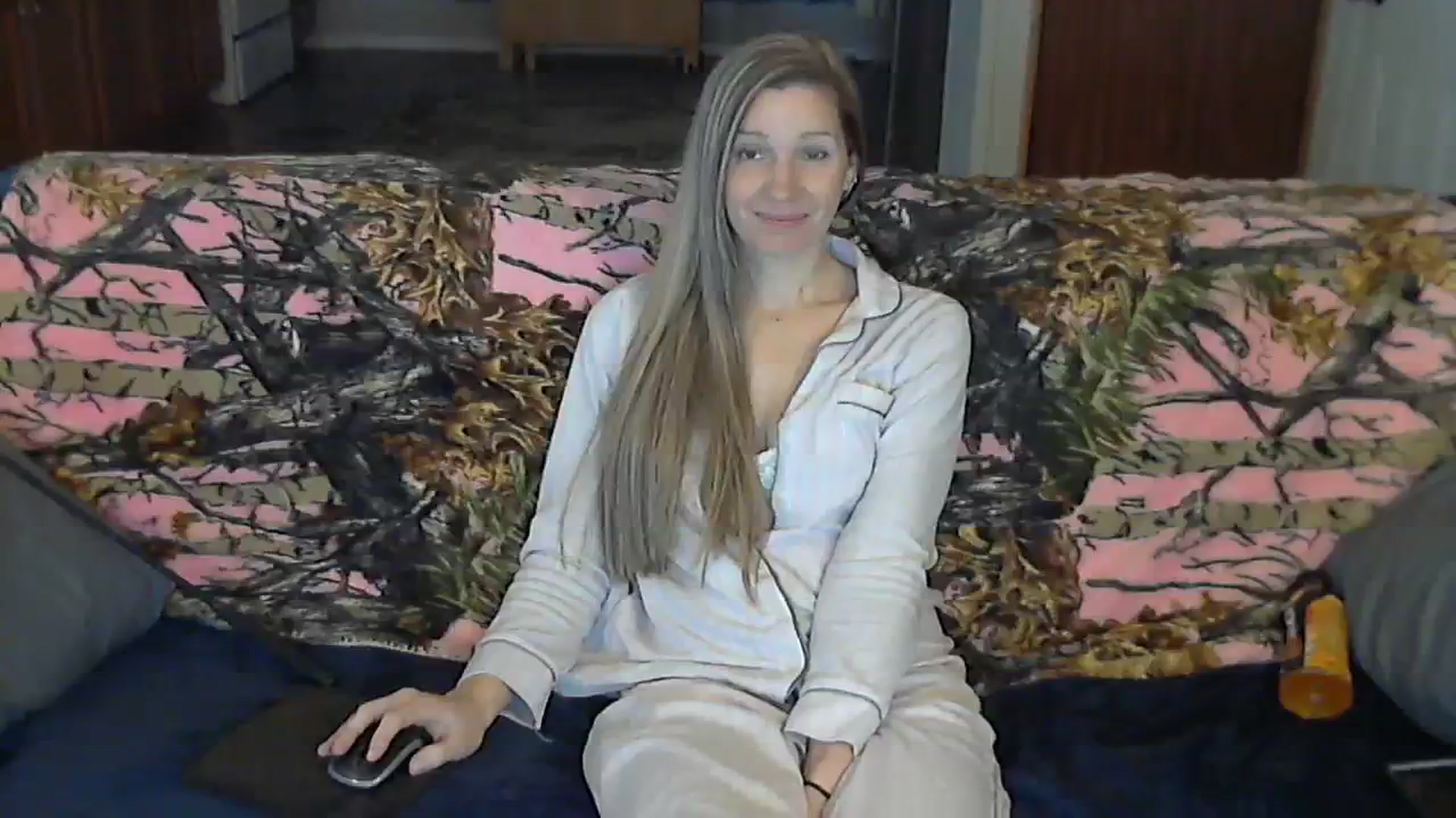 Gallery image thumbnail from SouthernNsexi's myfreecams stream on, 01/28/2024, 16:31 image 7 of 20