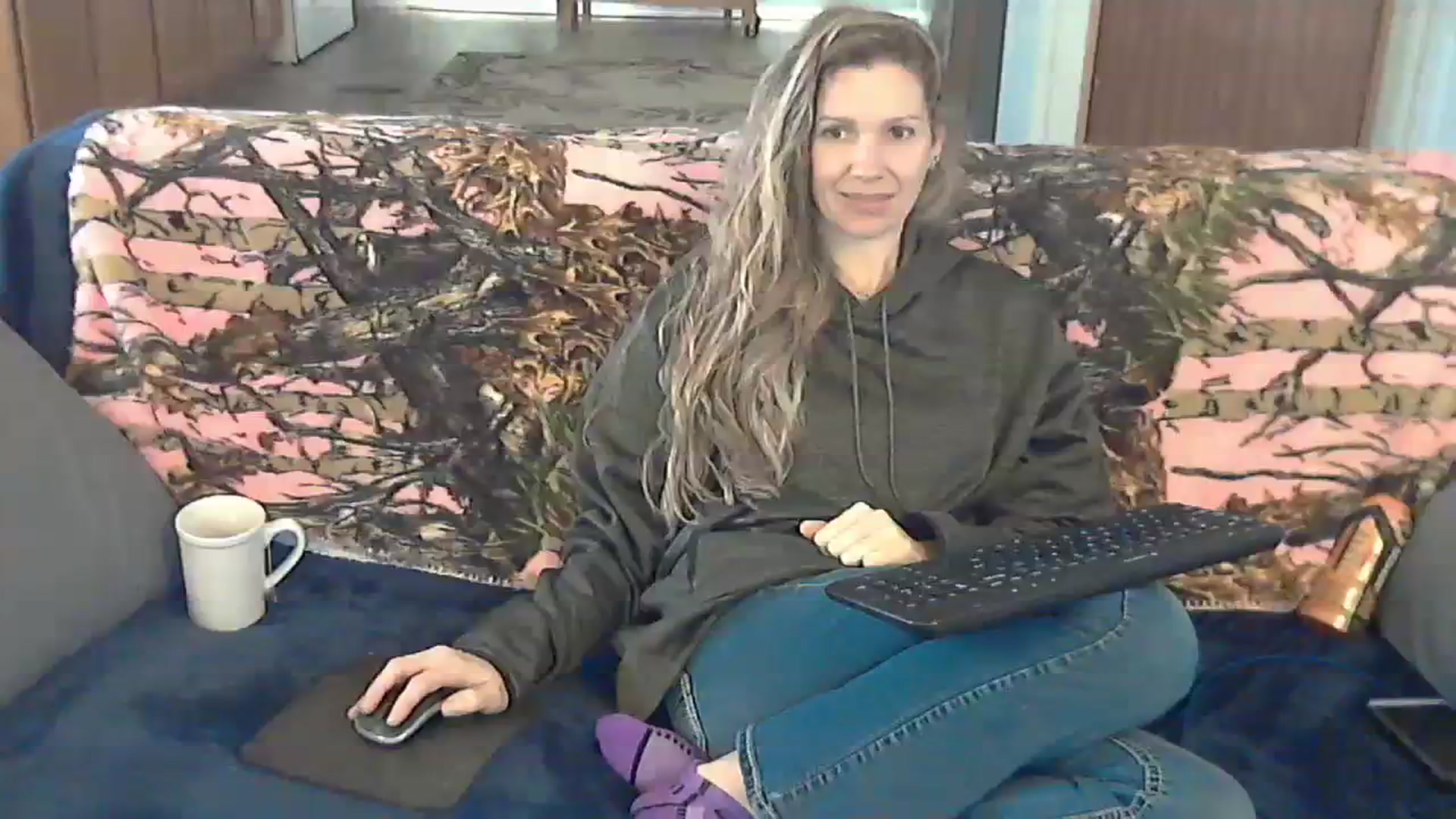 Gallery image thumbnail from SouthernNsexi's myfreecams stream on, 02/03/2024, 16:51 image 7 of 20