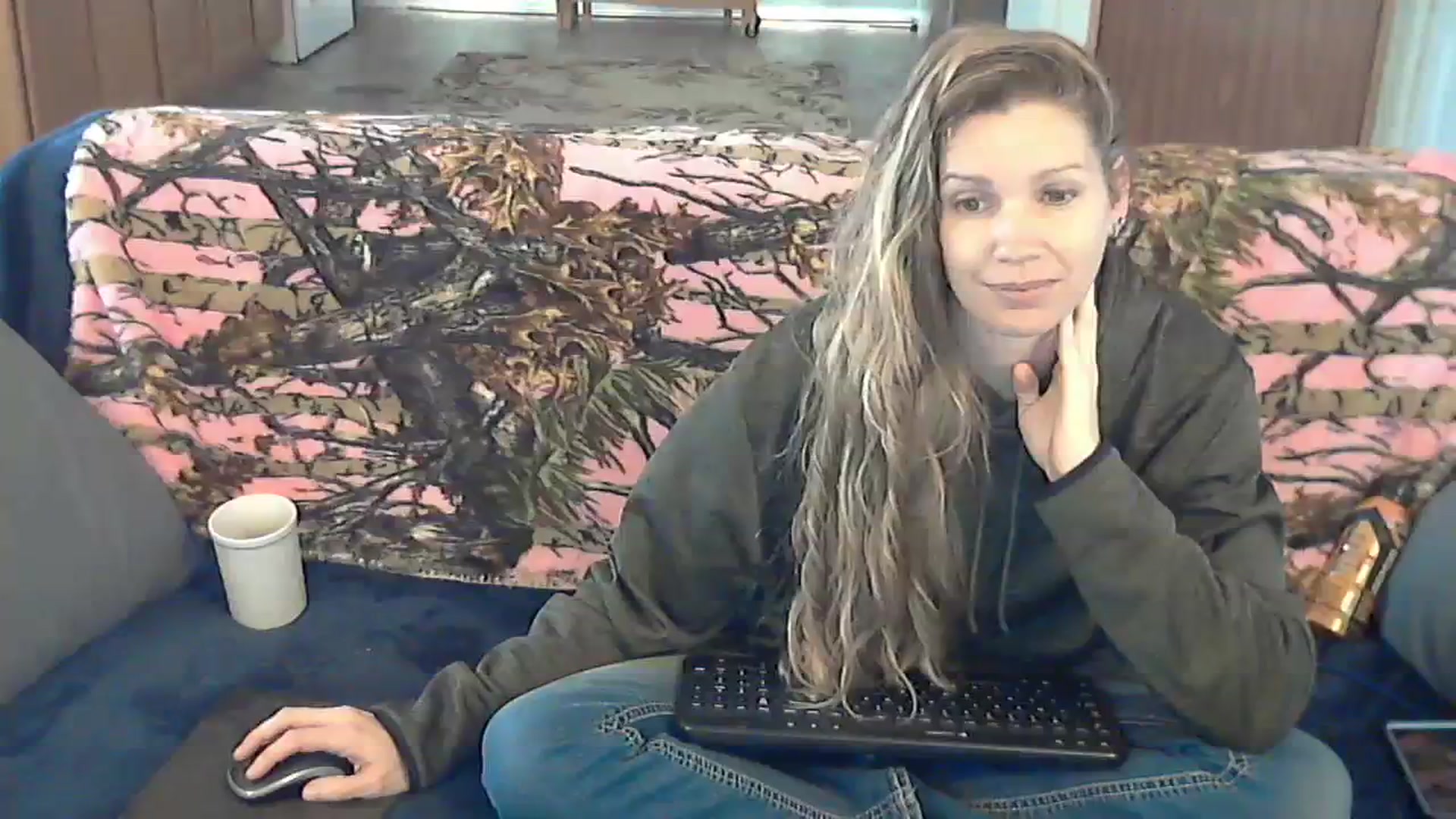 Gallery image thumbnail from SouthernNsexi's myfreecams stream on, 02/03/2024, 16:51 image 13 of 20