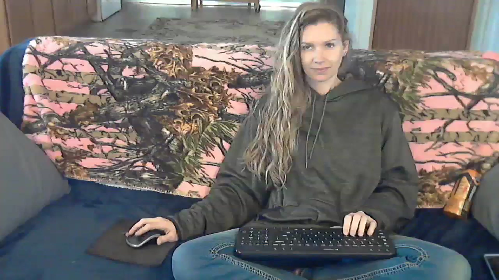 Gallery image thumbnail from SouthernNsexi's myfreecams stream on, 02/03/2024, 16:51 image 3 of 20