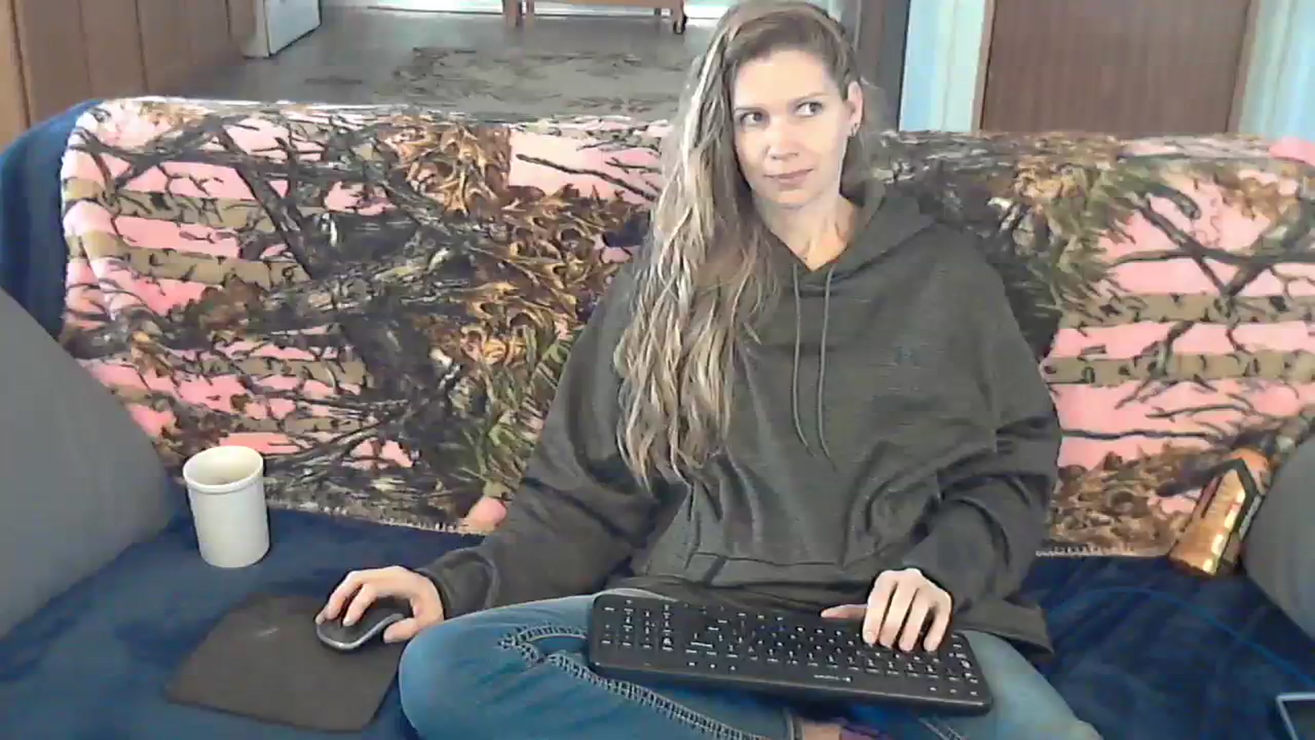 Gallery image thumbnail from SouthernNsexi's myfreecams stream on, 02/03/2024, 16:51 image 17 of 20