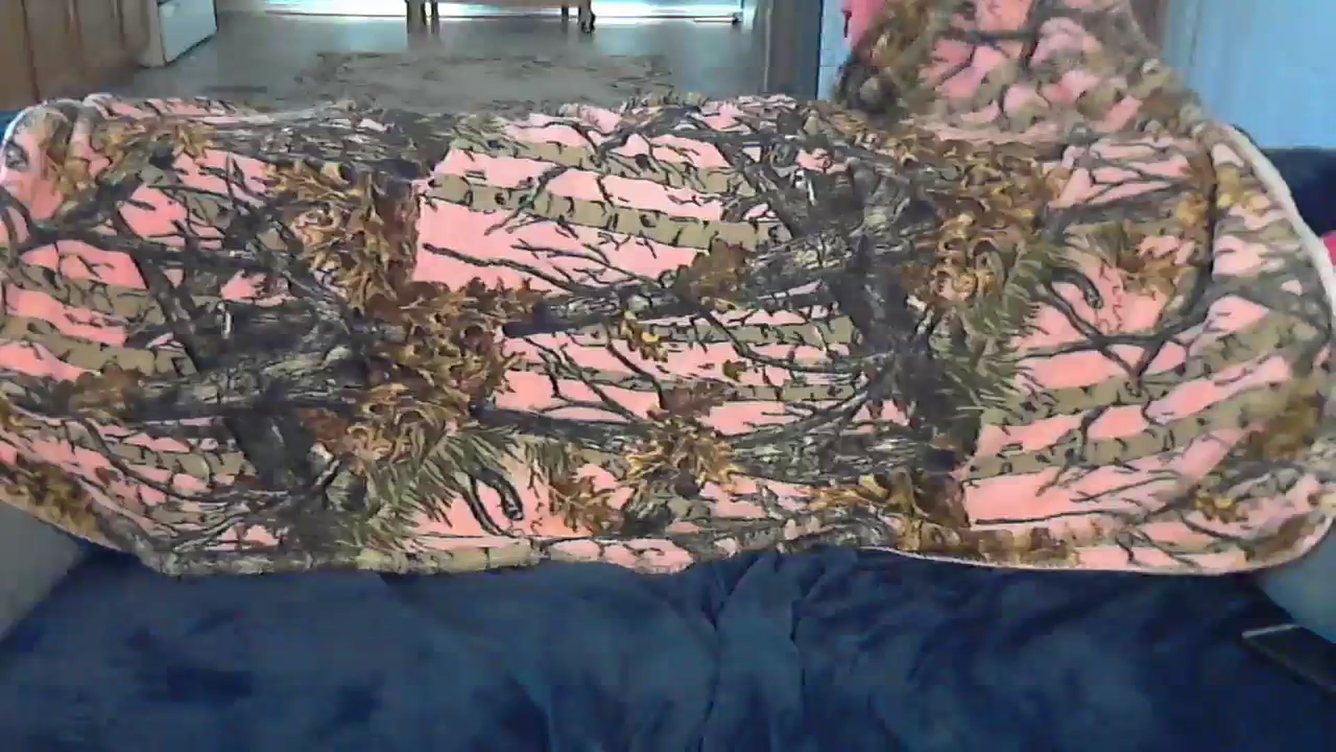 Gallery image thumbnail from SouthernNsexi's myfreecams stream on, 03/02/2024, 15:41 image 19 of 20