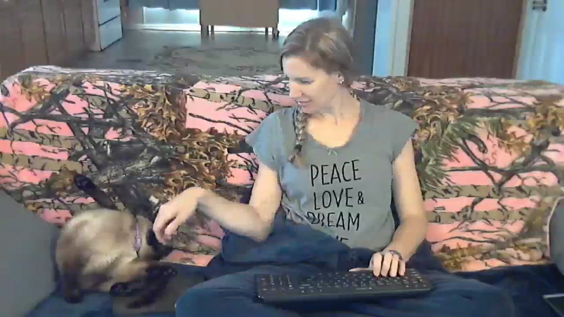 Gallery image thumbnail from SouthernNsexi's myfreecams stream on, 03/09/2024, 15:21 image 9 of 20