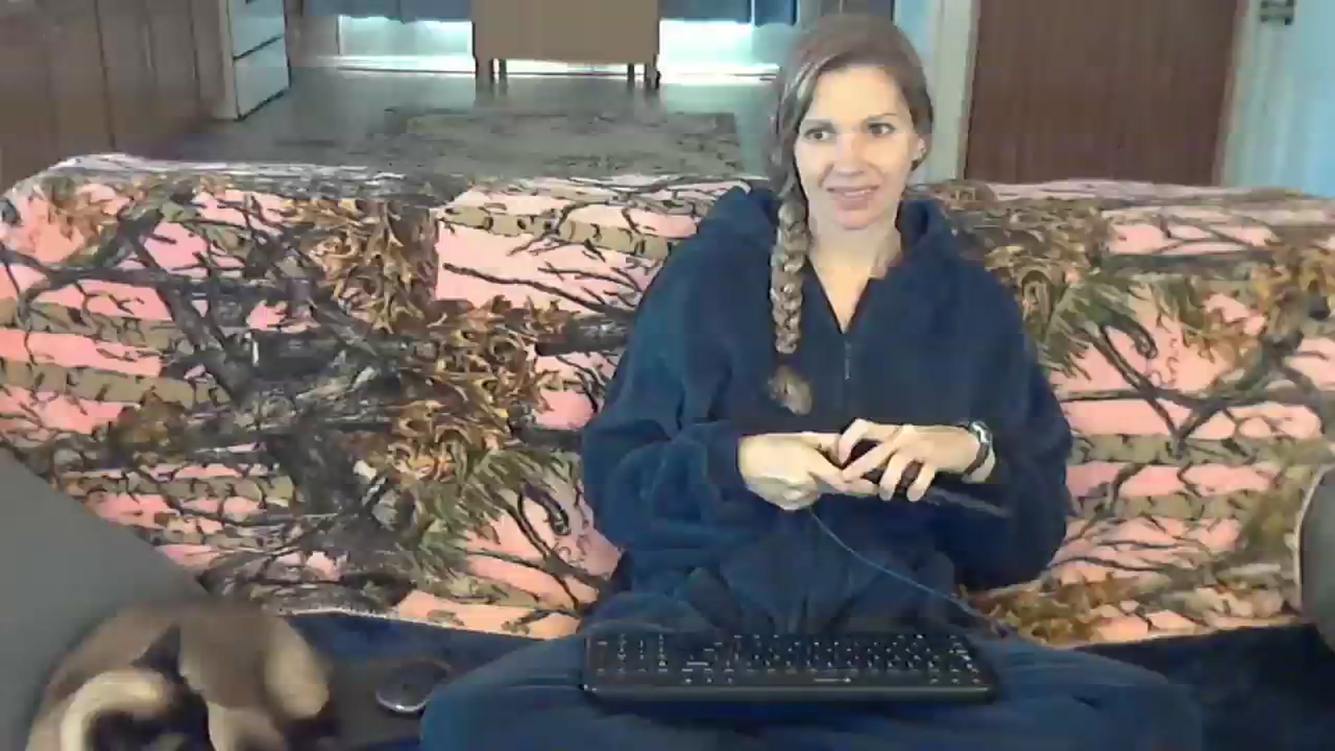 Gallery image thumbnail from SouthernNsexi's myfreecams stream on, 03/09/2024, 15:21 image 1 of 20