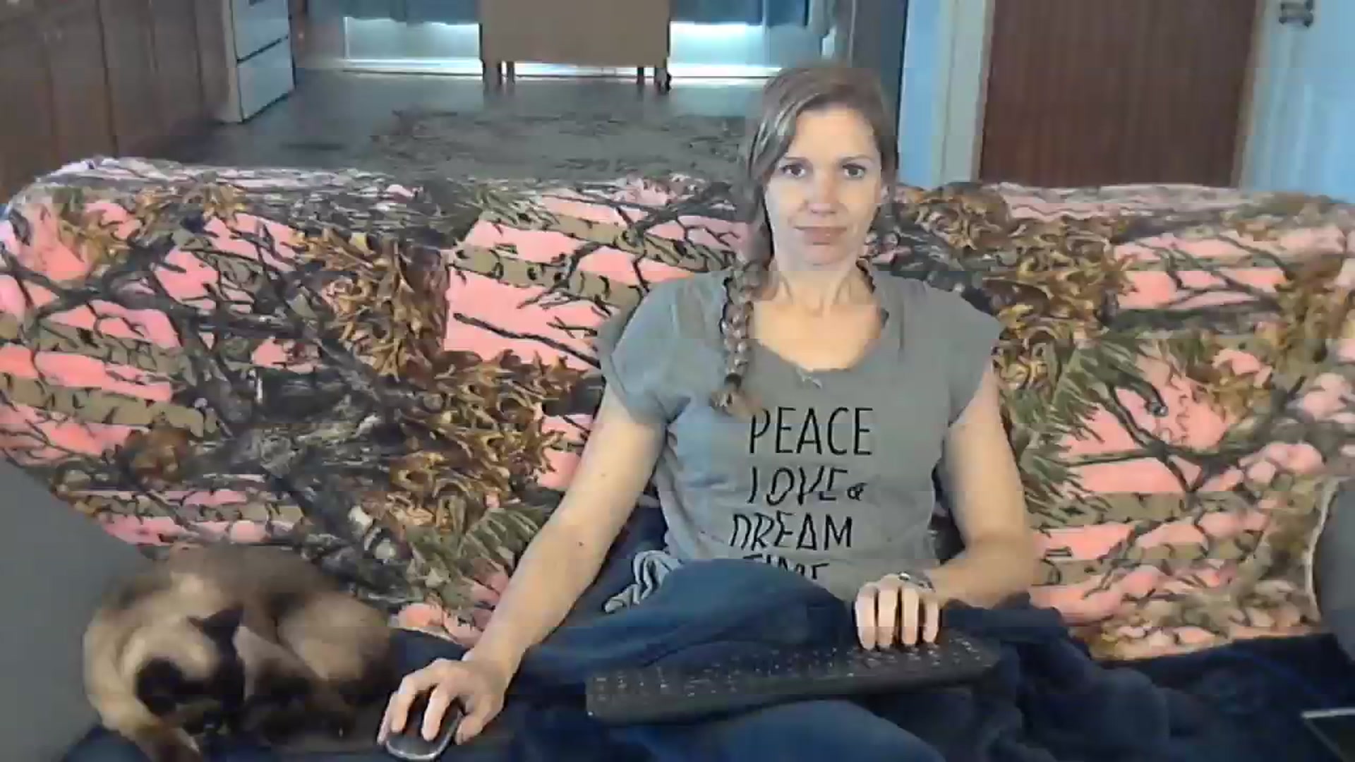 Gallery image thumbnail from SouthernNsexi's myfreecams stream on, 03/09/2024, 15:21 image 12 of 20