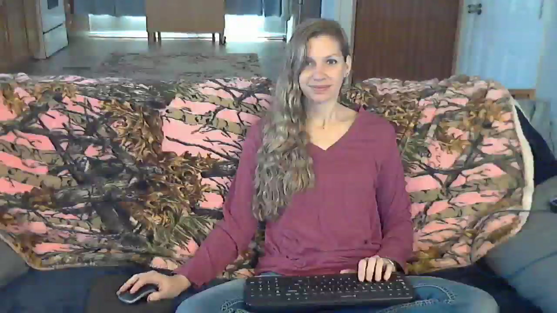 Gallery image thumbnail from SouthernNsexi's myfreecams stream on, 03/10/2024, 14:42 image 7 of 20