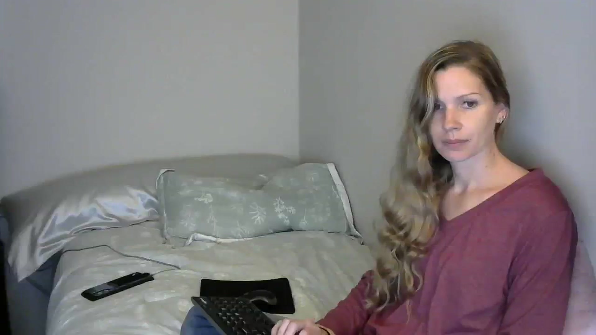 Gallery image thumbnail from SouthernNsexi's myfreecams stream on, 03/12/2024, 14:37 image 7 of 20