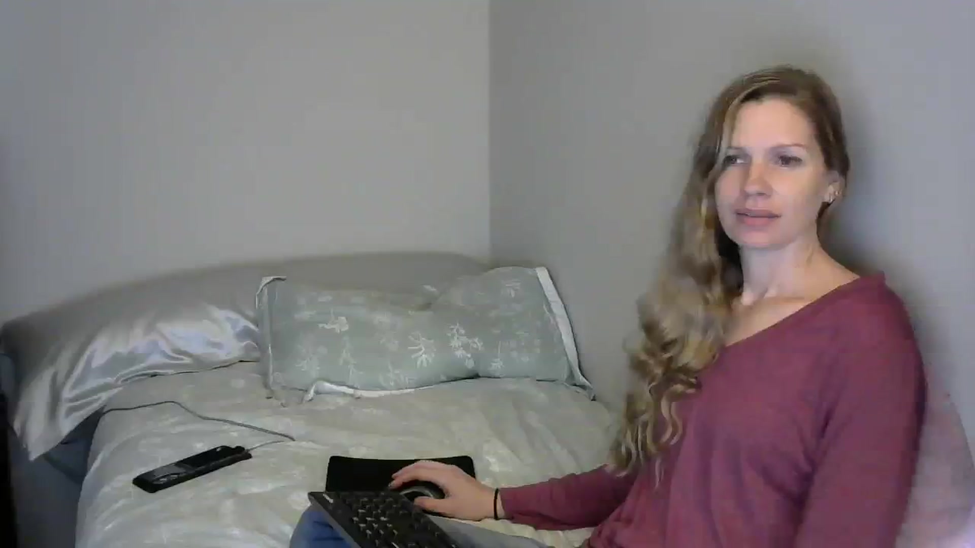Gallery image thumbnail from SouthernNsexi's myfreecams stream on, 03/12/2024, 14:37 image 11 of 20