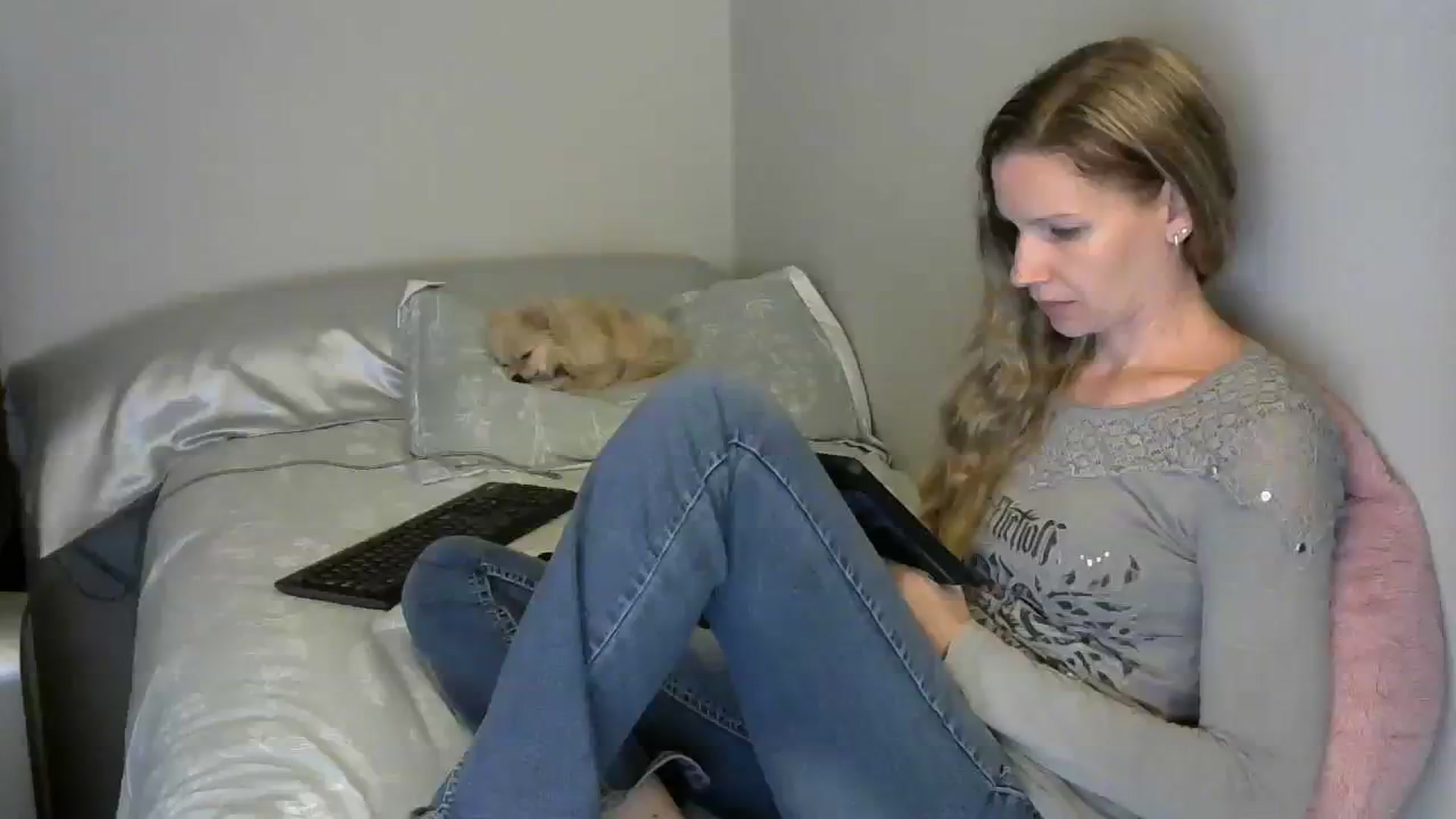 Gallery image thumbnail from SouthernNsexi's myfreecams stream on, 03/18/2024, 02:12 image 11 of 20