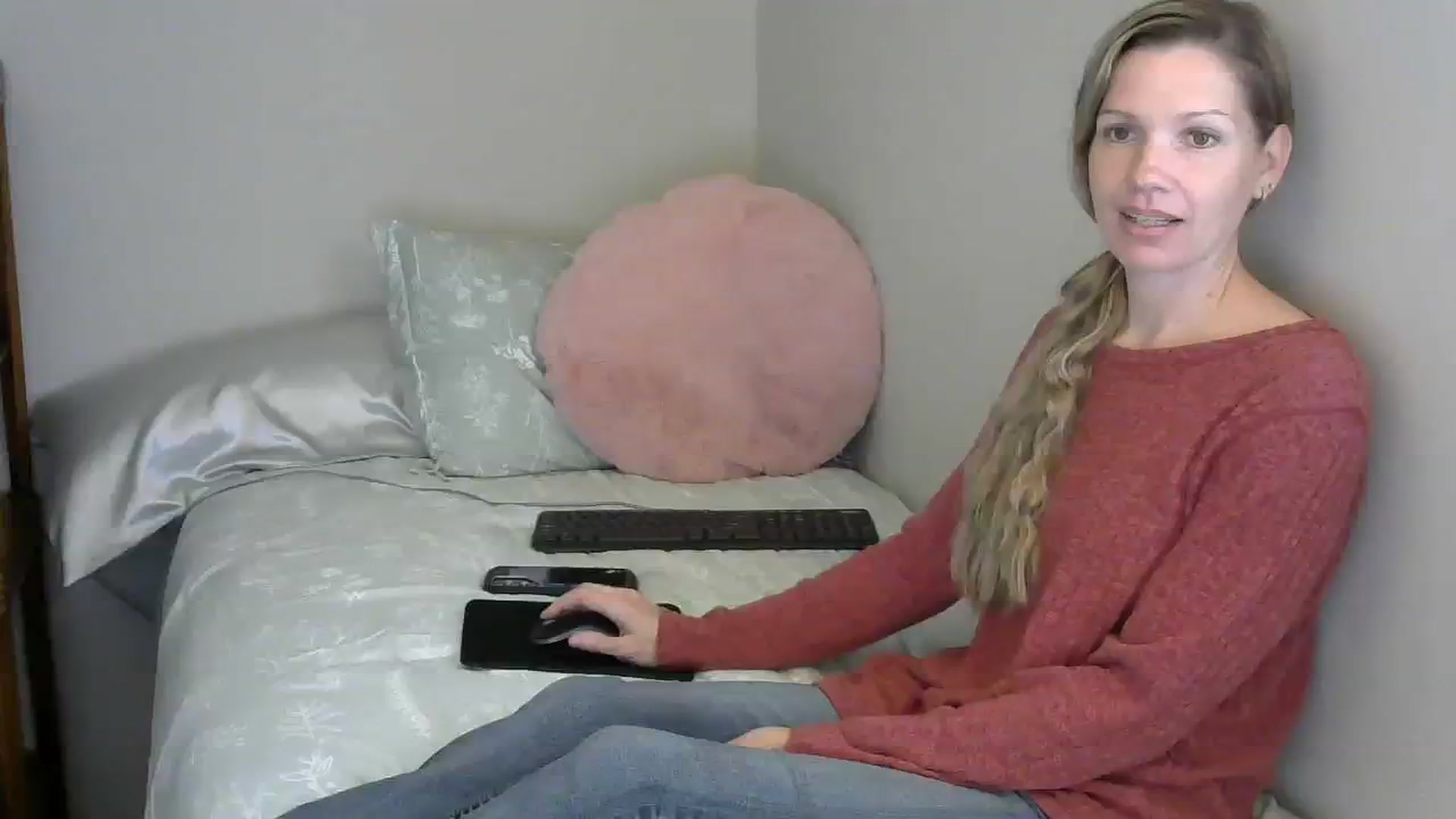 Gallery image thumbnail from SouthernNsexi's myfreecams stream on, 03/22/2024, 13:57 image 7 of 20