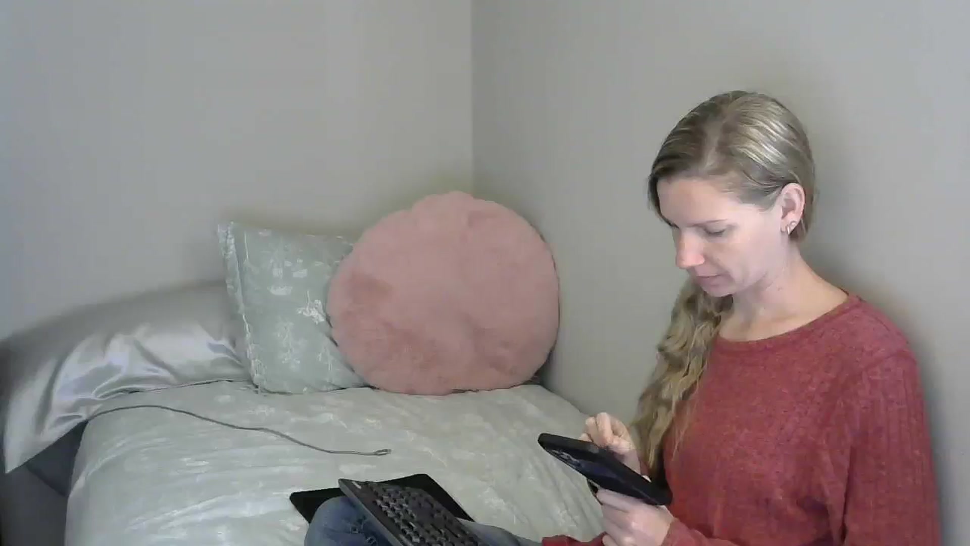 Gallery image thumbnail from SouthernNsexi's myfreecams stream on, 03/22/2024, 13:57 image 17 of 20