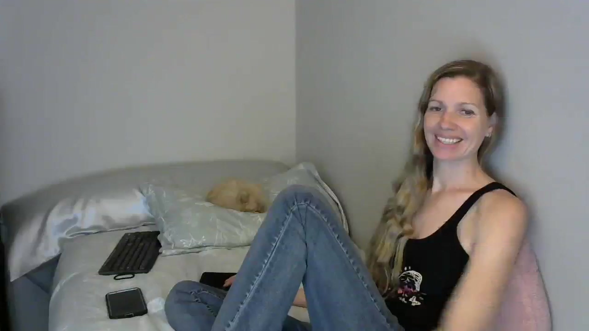 Gallery image thumbnail from SouthernNsexi's myfreecams stream on, 03/23/2024, 15:09 image 12 of 20