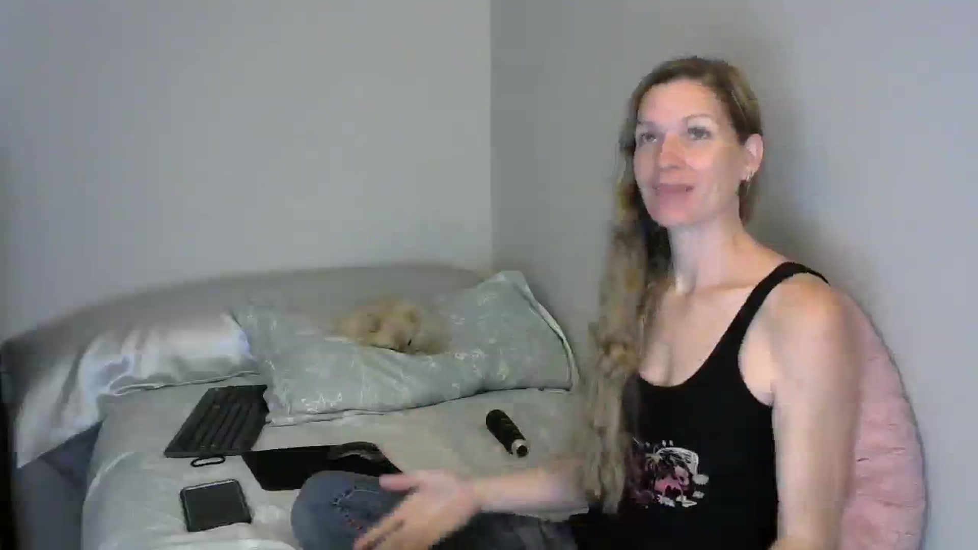 Gallery image thumbnail from SouthernNsexi's myfreecams stream on, 03/23/2024, 15:09 image 13 of 20