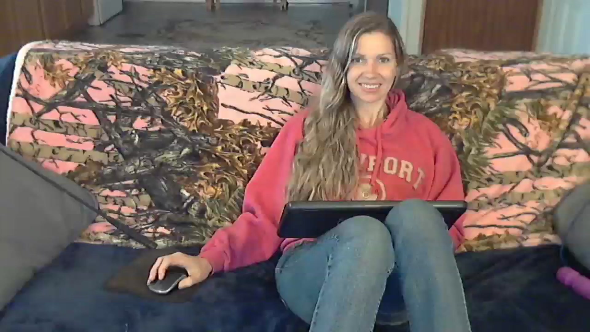 Gallery image thumbnail from SouthernNsexi's myfreecams stream on, 03/24/2024, 14:20 image 6 of 20