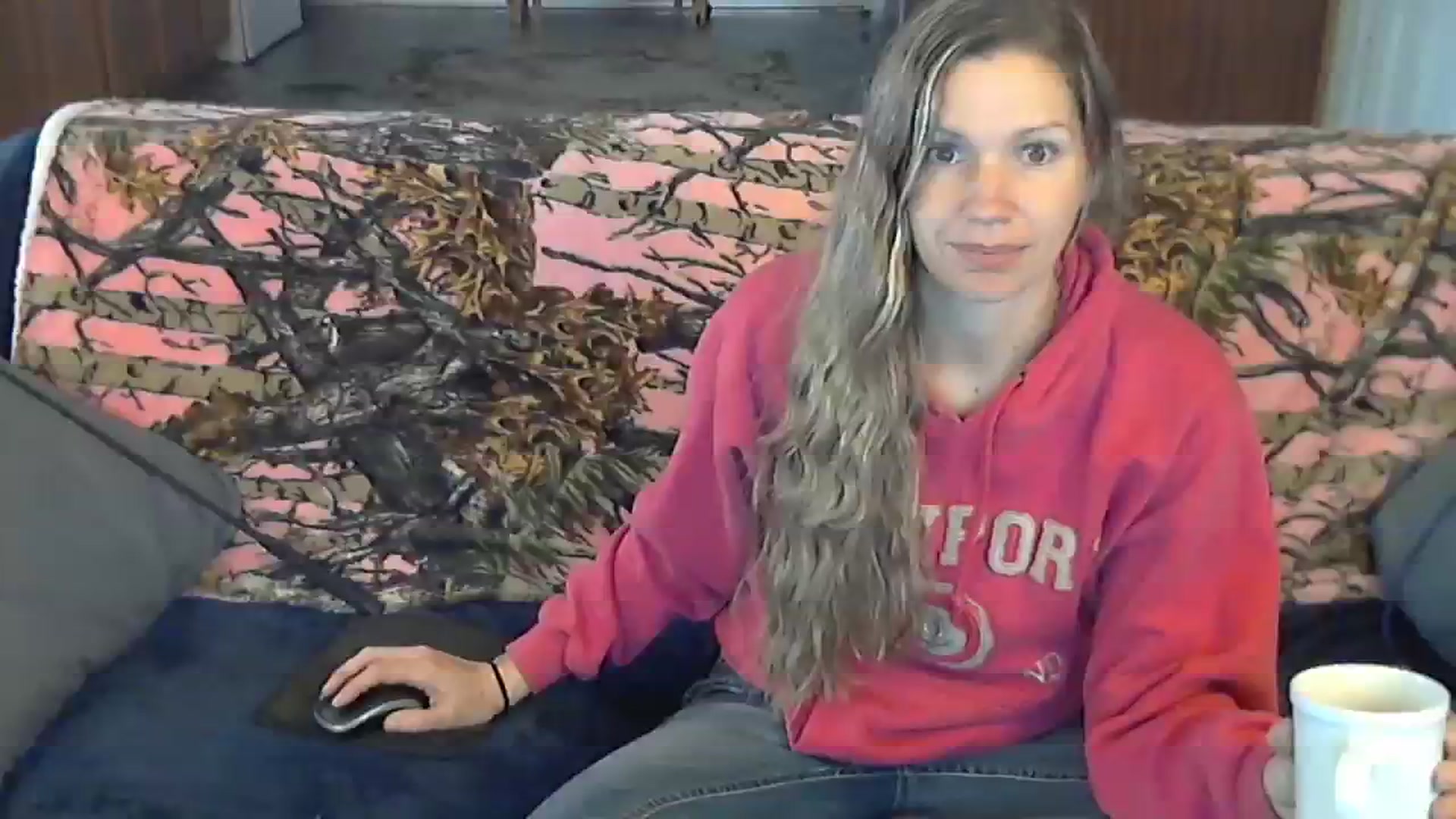 Gallery image thumbnail from SouthernNsexi's myfreecams stream on, 03/24/2024, 14:20 image 8 of 20