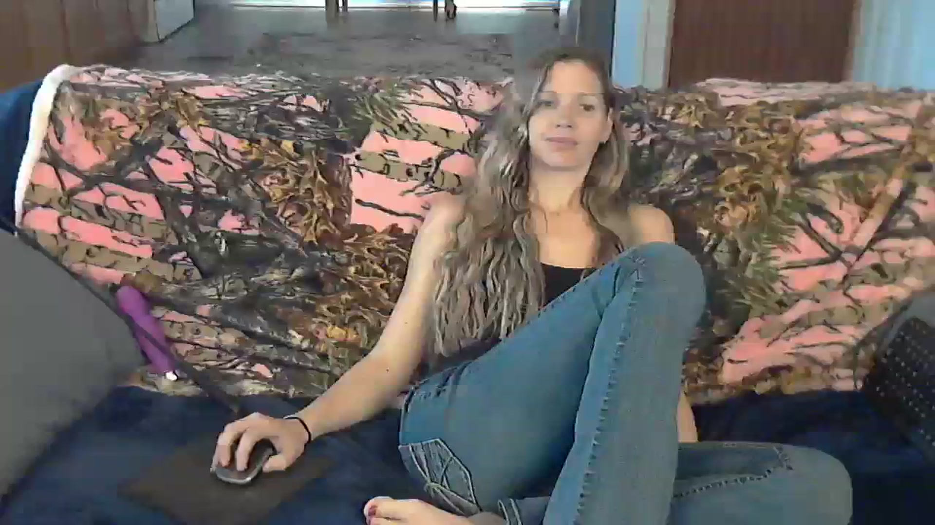 Gallery image thumbnail from SouthernNsexi's myfreecams stream on, 03/24/2024, 14:20 image 20 of 20