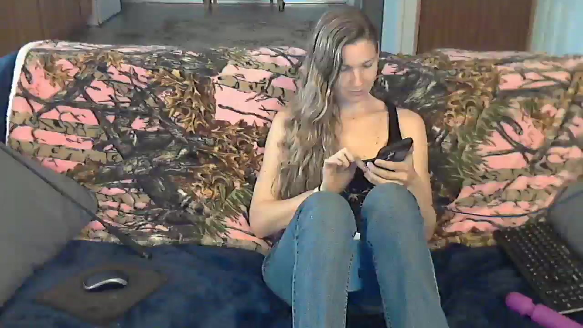Gallery image thumbnail from SouthernNsexi's myfreecams stream on, 03/24/2024, 14:20 image 12 of 20