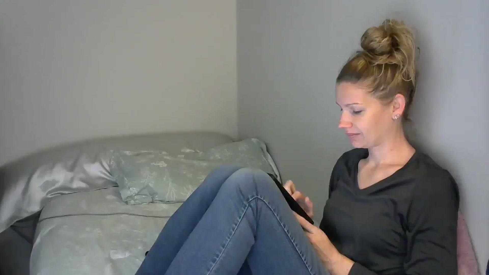 Gallery image thumbnail from SouthernNsexi's myfreecams stream on, 03/26/2024, 13:22 image 20 of 20