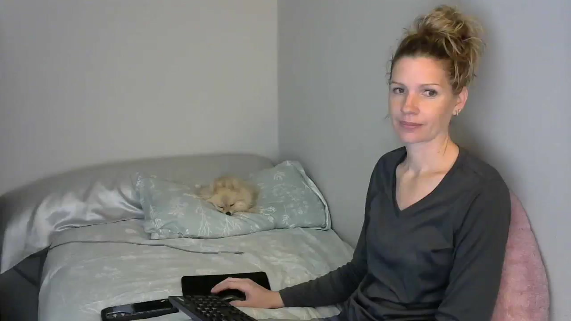 Gallery image thumbnail from SouthernNsexi's myfreecams stream on, 03/26/2024, 14:36 image 17 of 20