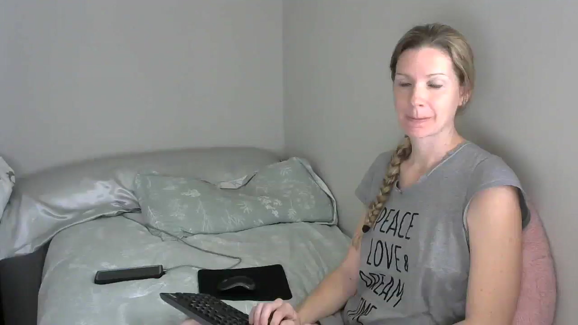 Gallery image thumbnail from SouthernNsexi's myfreecams stream on, 03/28/2024, 14:19 image 3 of 20