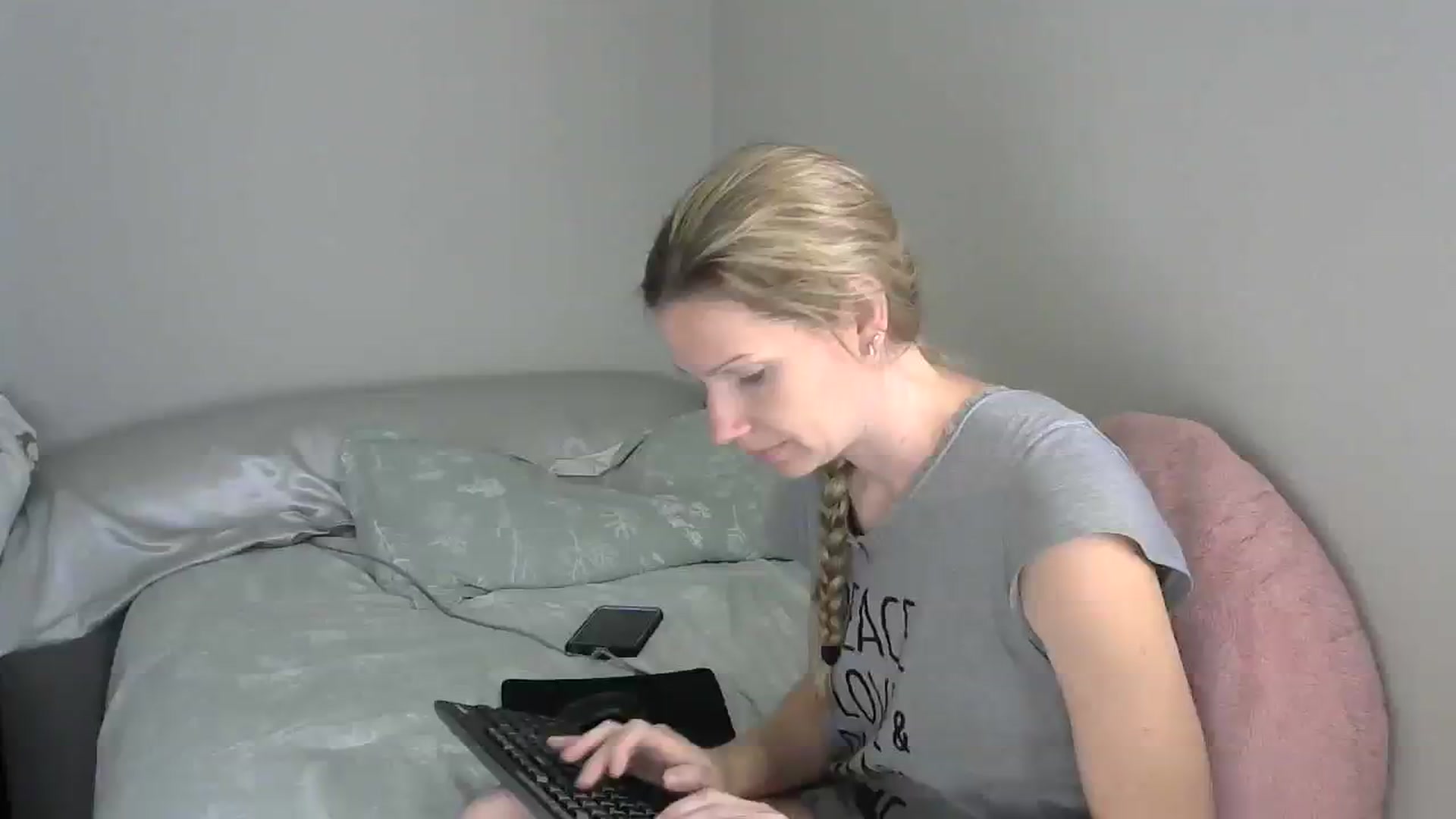 Gallery image thumbnail from SouthernNsexi's myfreecams stream on, 03/28/2024, 14:19 image 16 of 20
