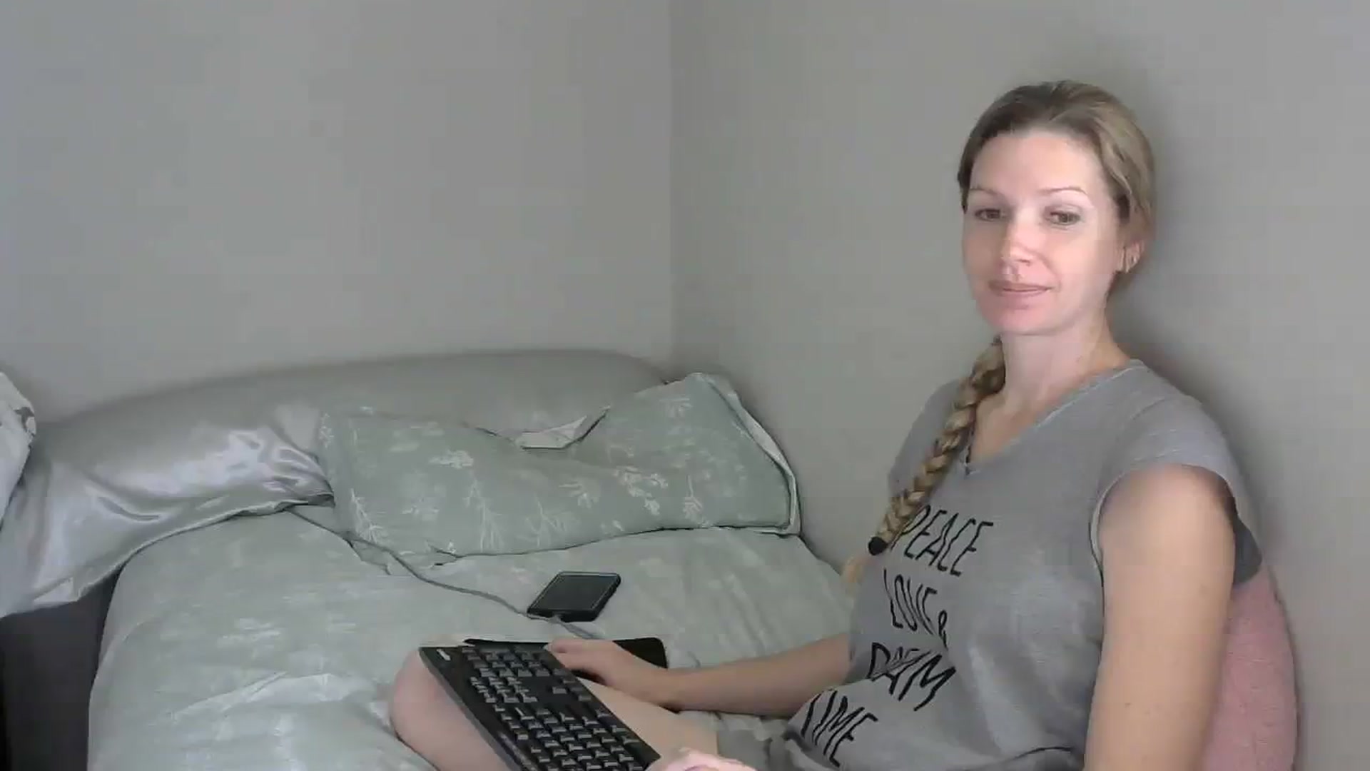 Gallery image thumbnail from SouthernNsexi's myfreecams stream on, 03/28/2024, 14:19 image 19 of 20