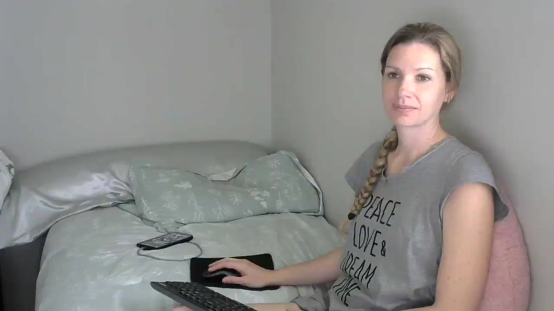 Gallery image thumbnail from SouthernNsexi's myfreecams stream on, 03/28/2024, 14:19 image 9 of 20