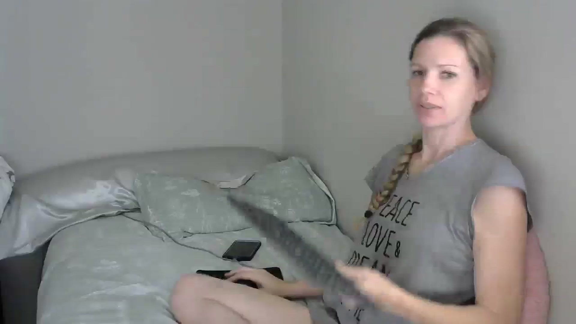 Gallery image thumbnail from SouthernNsexi's myfreecams stream on, 03/28/2024, 14:19 image 17 of 20