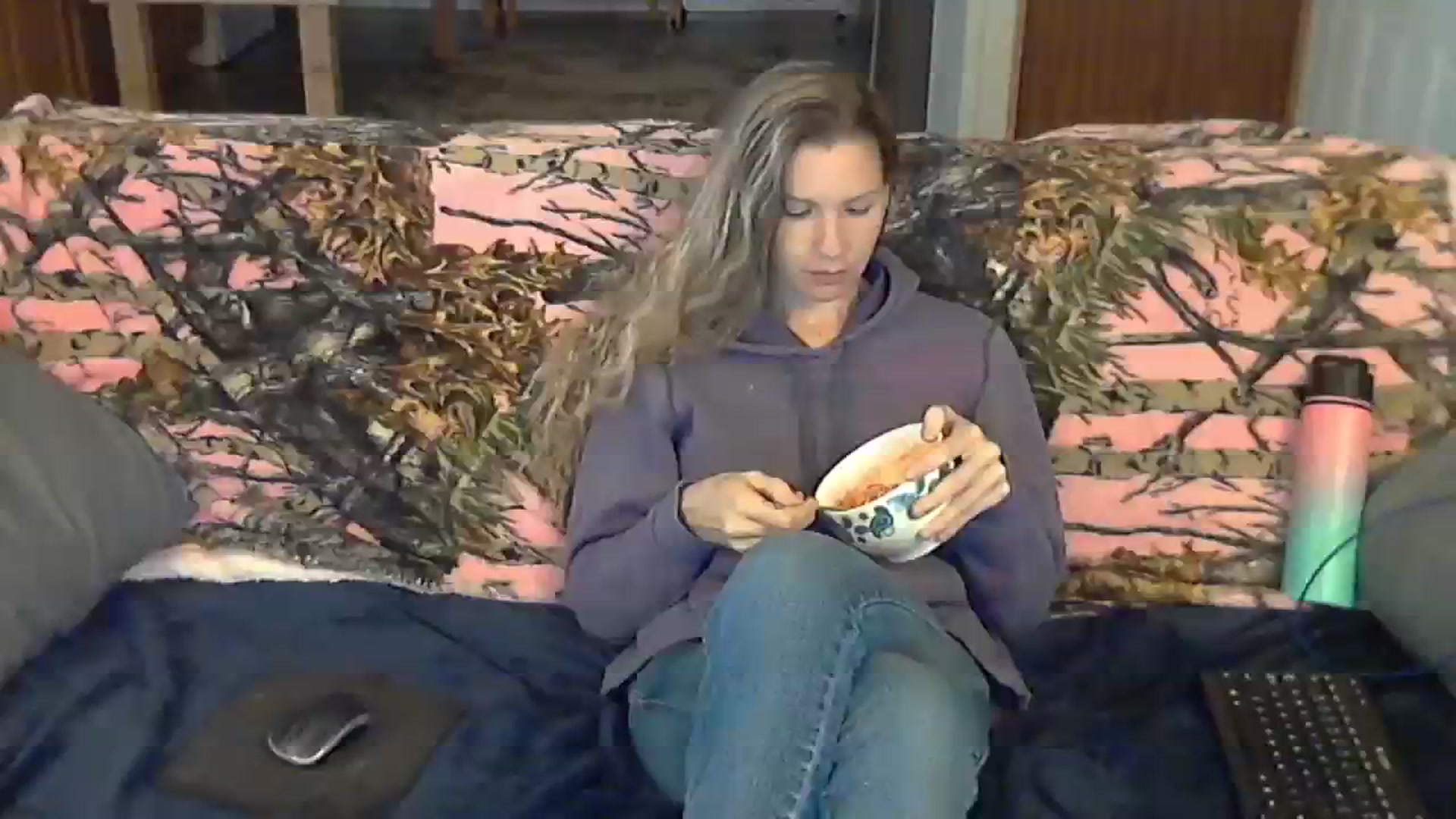 Gallery image thumbnail from SouthernNsexi's myfreecams stream on, 03/30/2024, 13:32 image 15 of 20