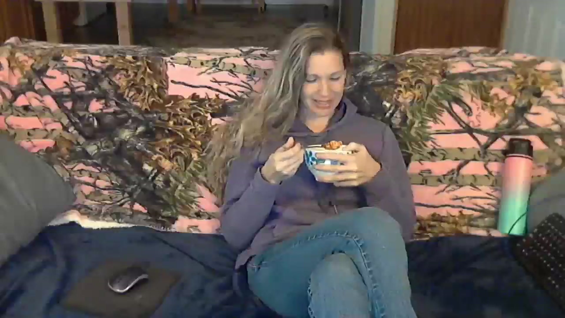 Gallery image thumbnail from SouthernNsexi's myfreecams stream on, 03/30/2024, 13:32 image 16 of 20