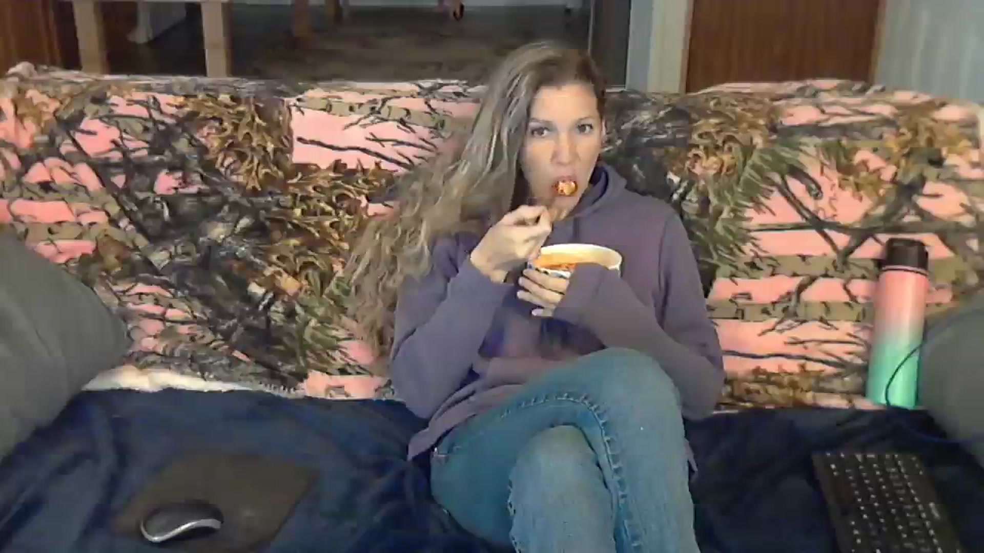 Gallery image thumbnail from SouthernNsexi's myfreecams stream on, 03/30/2024, 13:32 image 12 of 20
