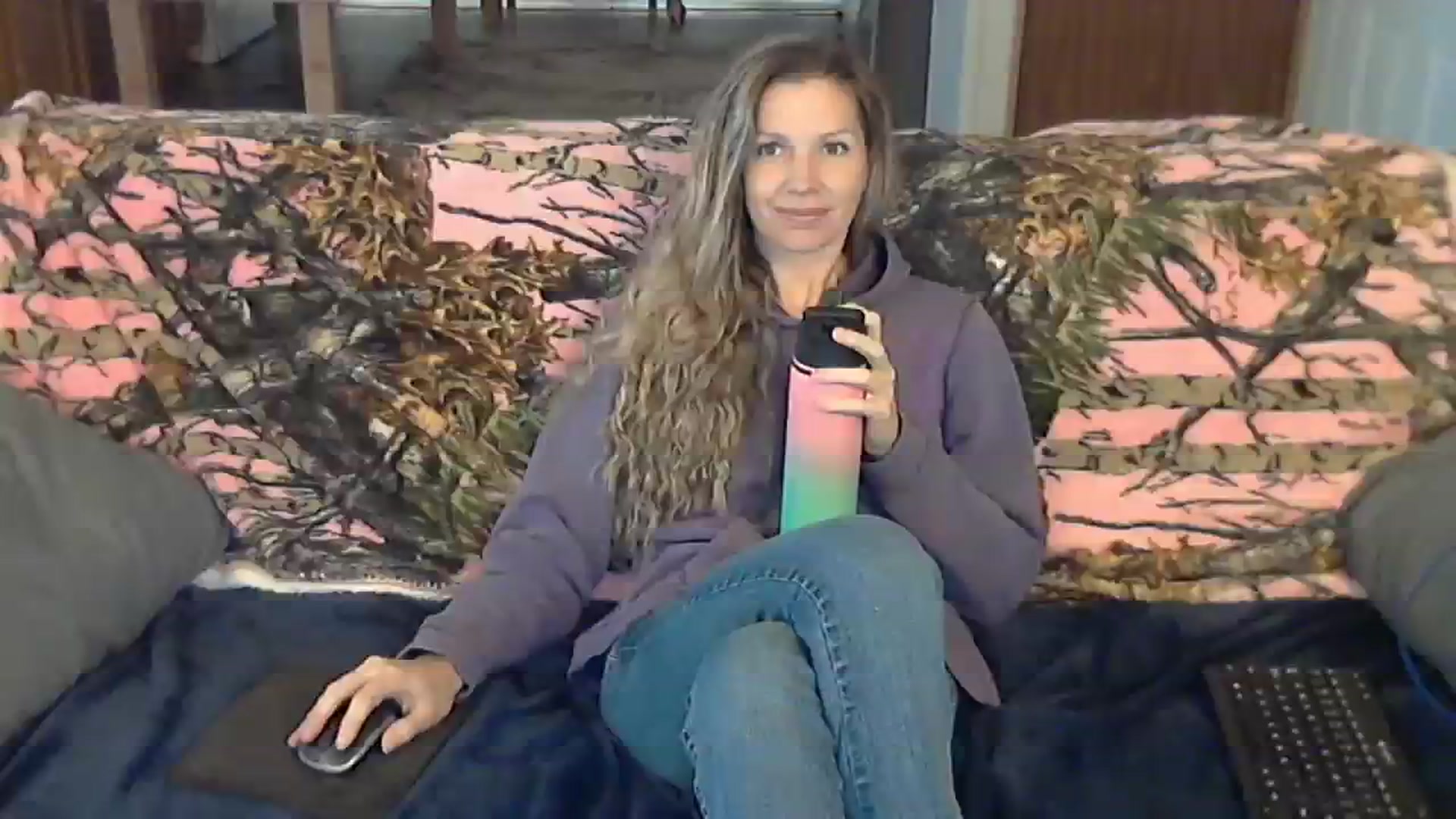 Gallery image thumbnail from SouthernNsexi's myfreecams stream on, 03/30/2024, 13:32 image 6 of 20
