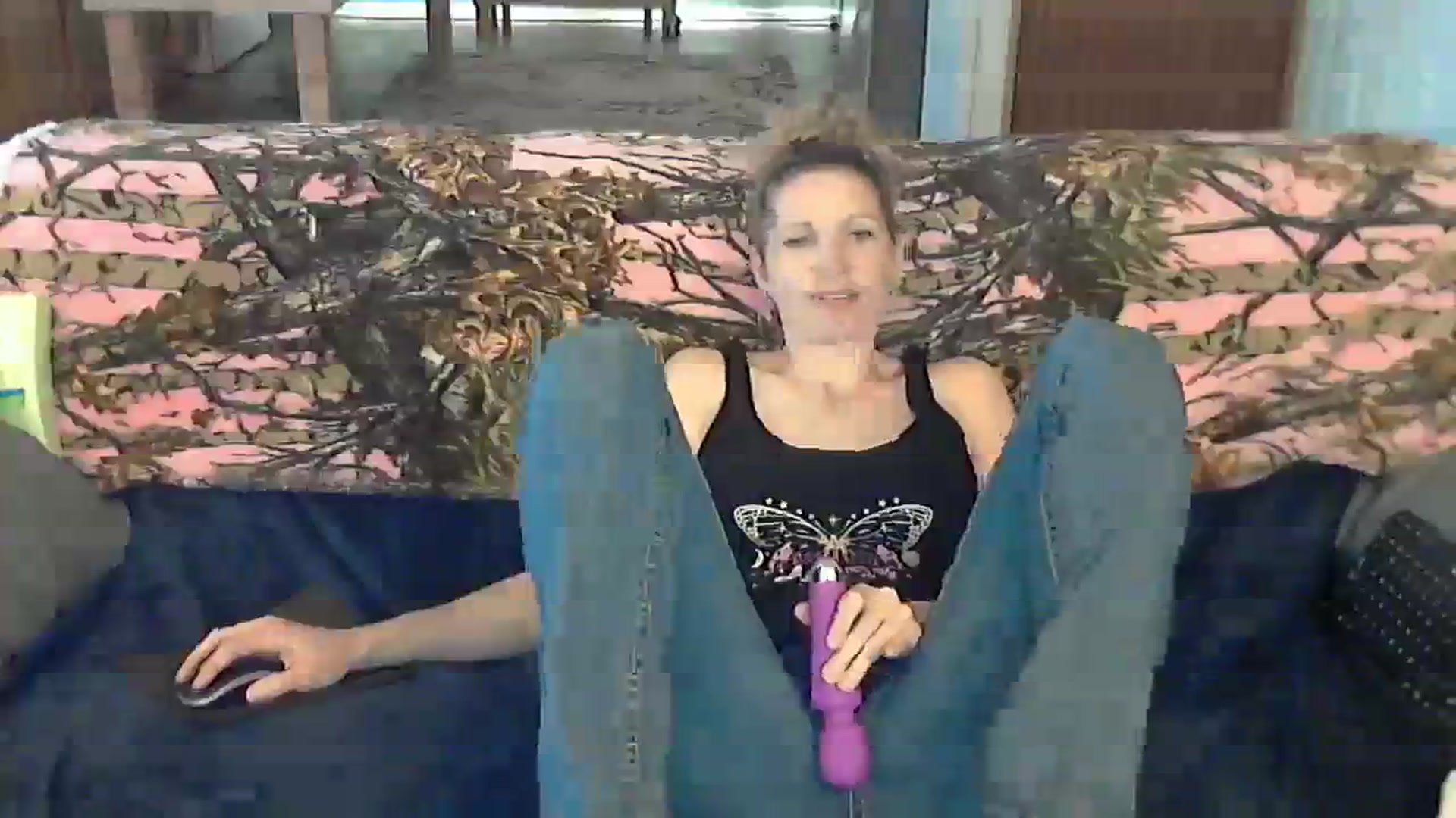 Gallery image thumbnail from SouthernNsexi's myfreecams stream on, 04/06/2024, 14:20 image 11 of 20