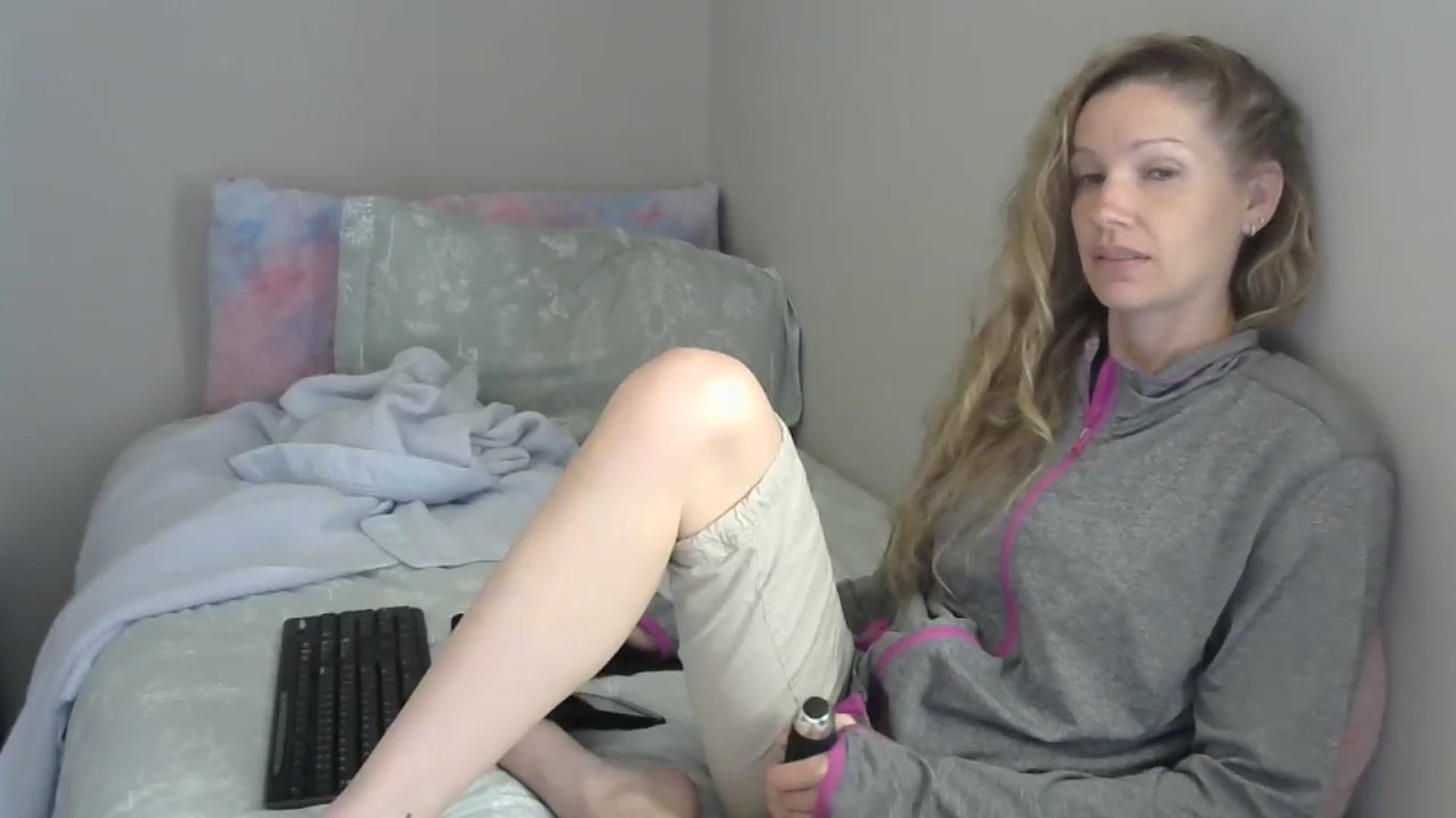 Gallery image thumbnail from SouthernNsexi's myfreecams stream on, 04/17/2024, 15:29 image 16 of 20