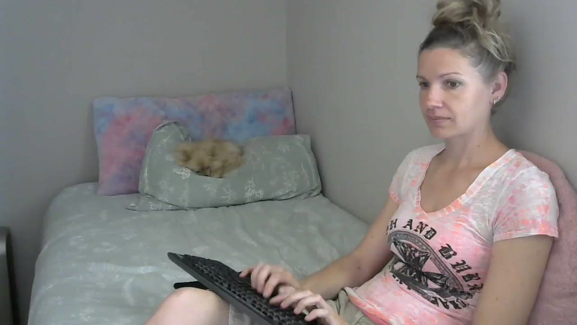 Gallery image thumbnail from SouthernNsexi's myfreecams stream on, 04/19/2024, 13:28 image 11 of 20