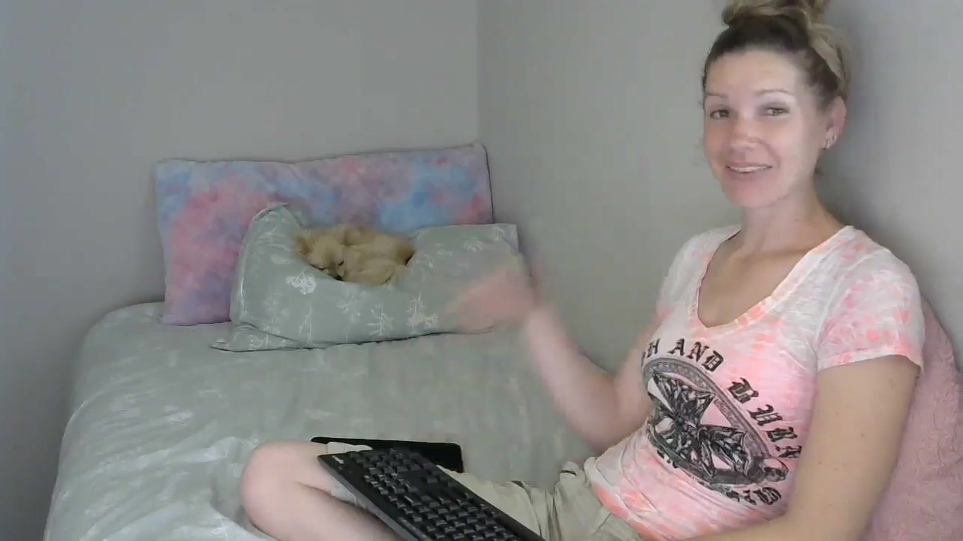 Gallery image thumbnail from SouthernNsexi's myfreecams stream on, 04/19/2024, 13:28 image 5 of 20