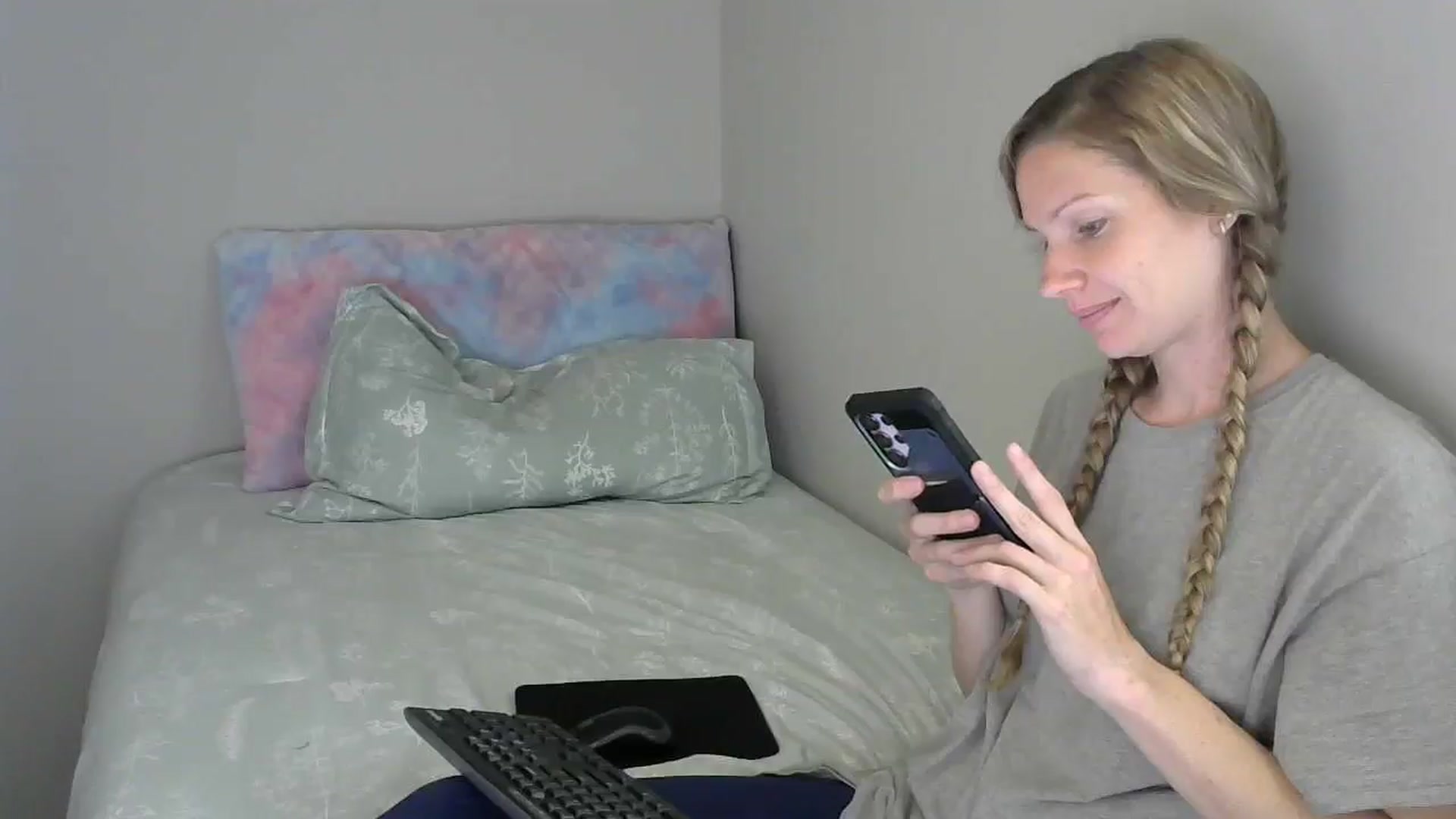 Gallery image thumbnail from SouthernNsexi's myfreecams stream on, 04/20/2024, 13:23 image 11 of 20