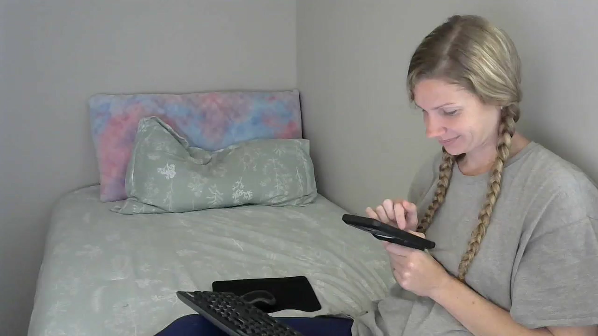 Gallery image thumbnail from SouthernNsexi's myfreecams stream on, 04/20/2024, 13:23 image 10 of 20