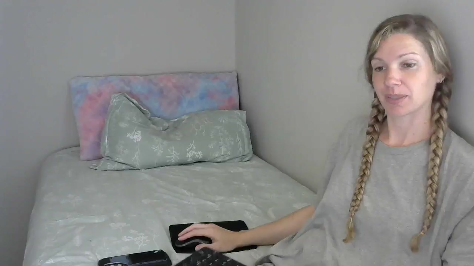 Gallery image thumbnail from SouthernNsexi's myfreecams stream on, 04/20/2024, 13:23 image 17 of 20