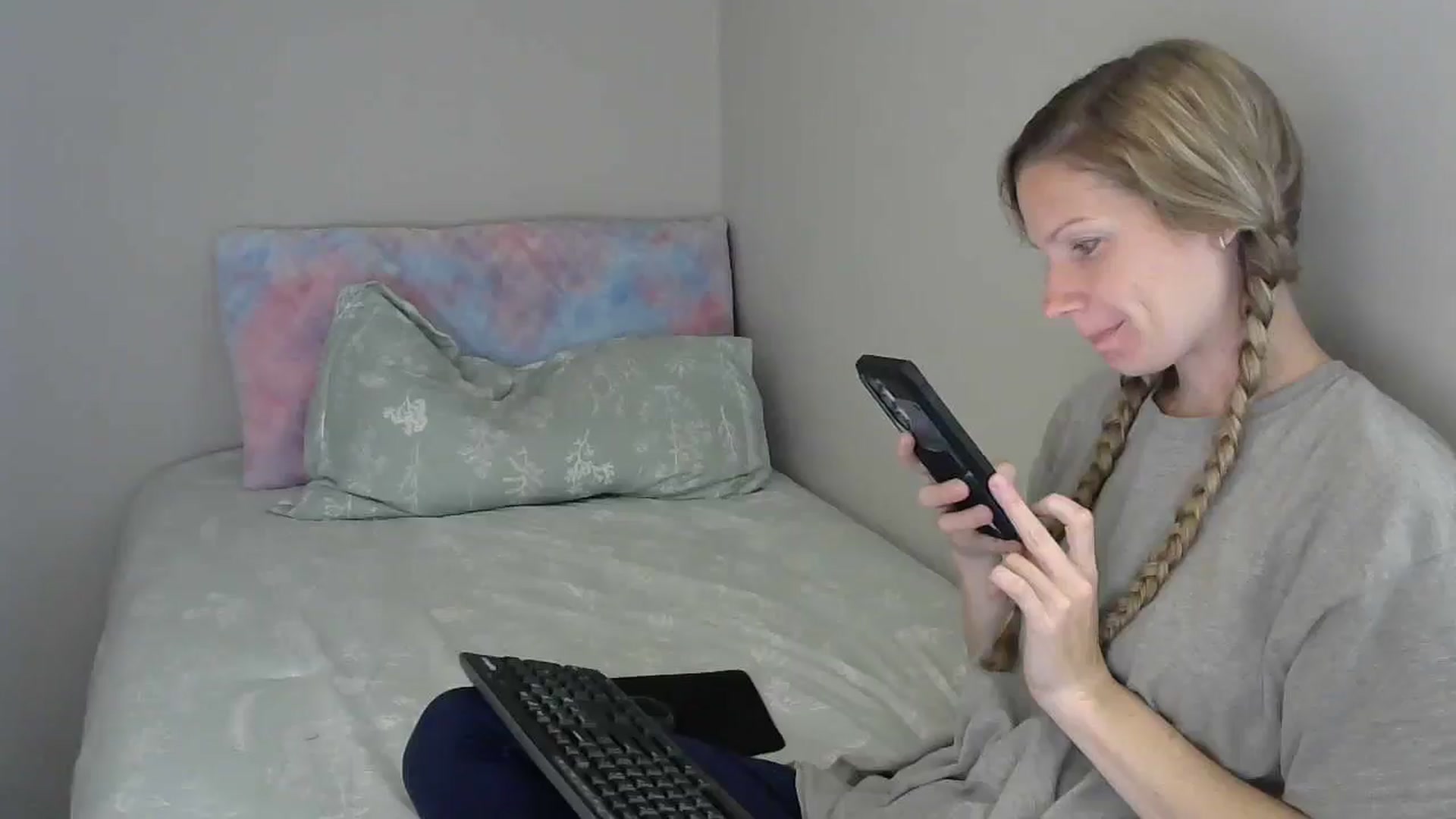 Gallery image thumbnail from SouthernNsexi's myfreecams stream on, 04/20/2024, 13:23 image 5 of 20