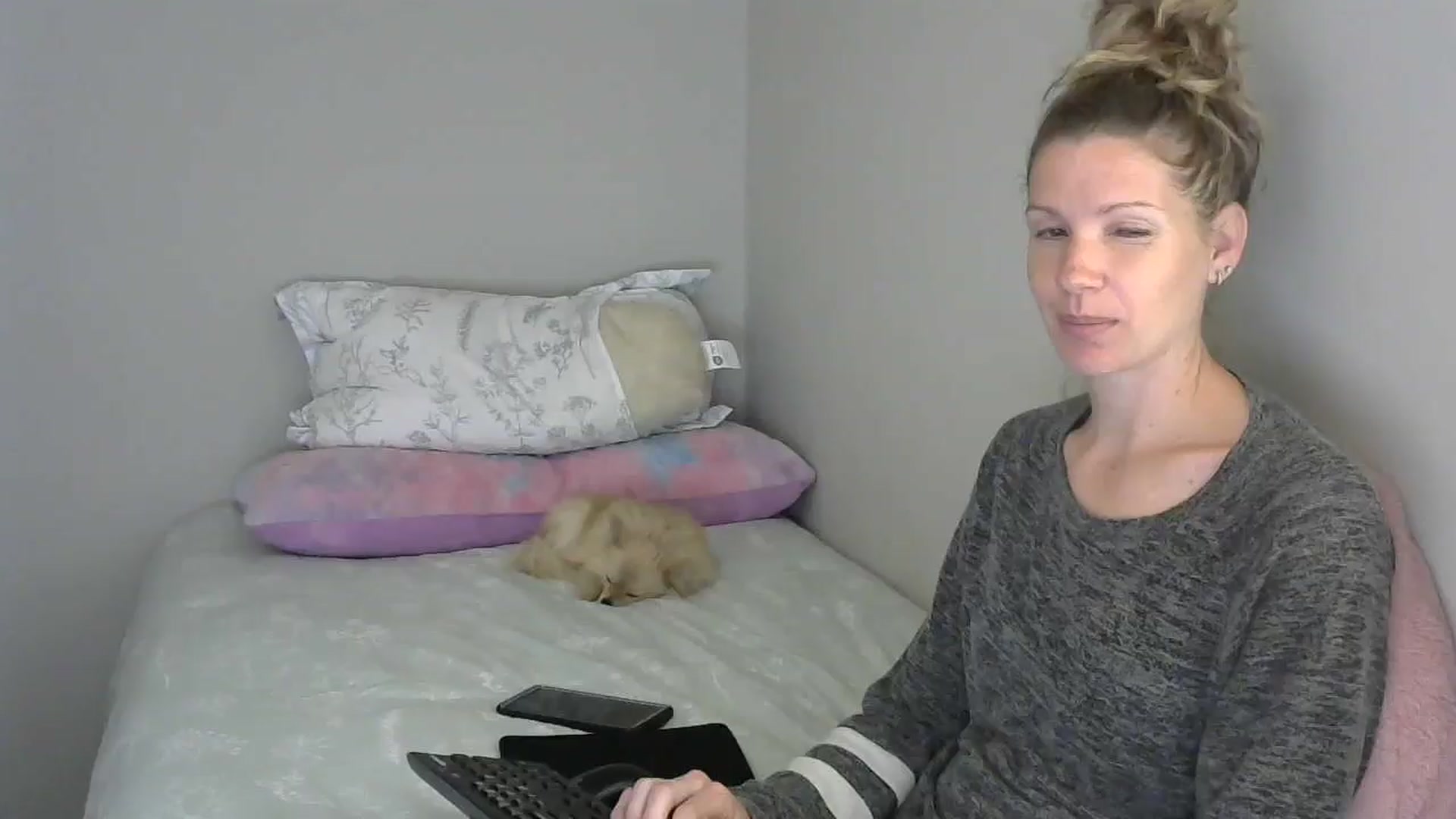 Gallery image thumbnail from SouthernNsexi's myfreecams stream on, 04/25/2024, 13:29 image 15 of 20