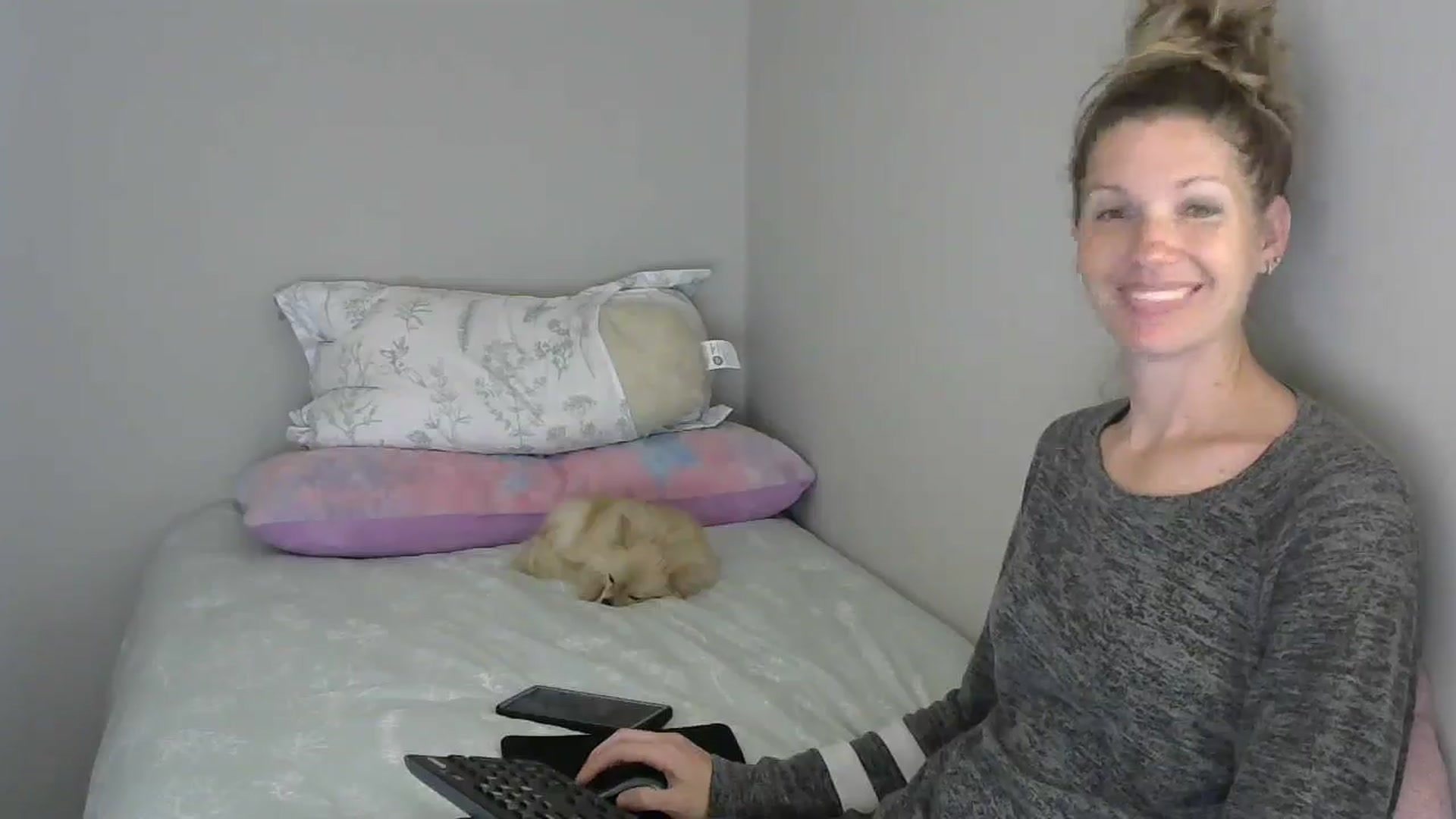 Gallery image thumbnail from SouthernNsexi's myfreecams stream on, 04/25/2024, 13:29 image 16 of 20