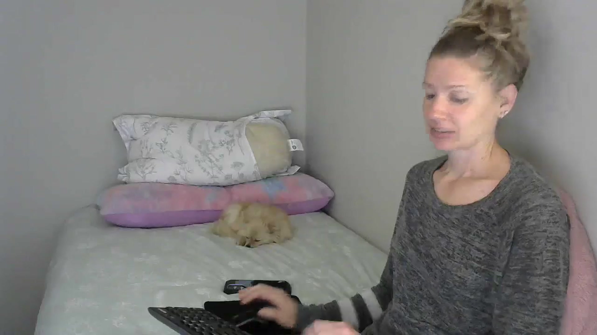 Gallery image thumbnail from SouthernNsexi's myfreecams stream on, 04/25/2024, 13:29 image 10 of 20
