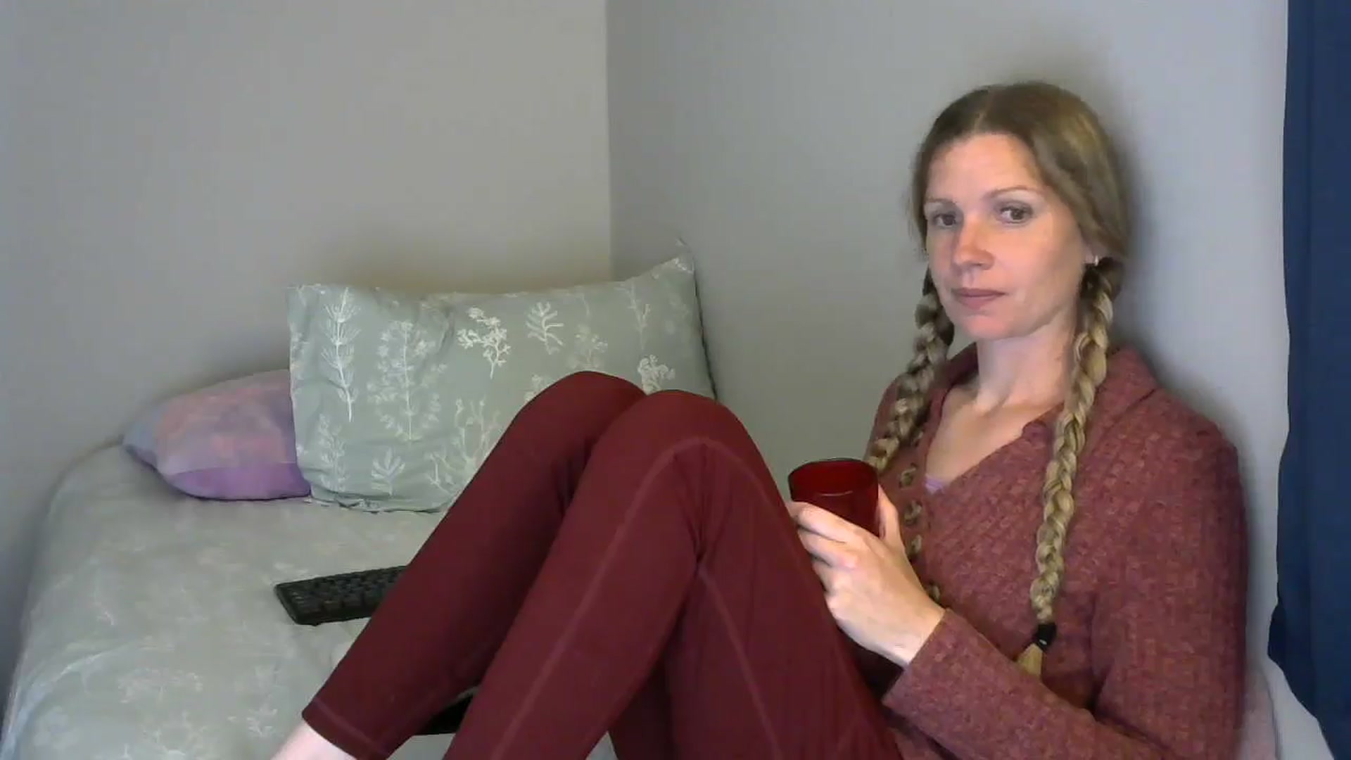 Gallery image thumbnail from SouthernNsexi's myfreecams stream on, 04/26/2024, 01:26 image 10 of 20