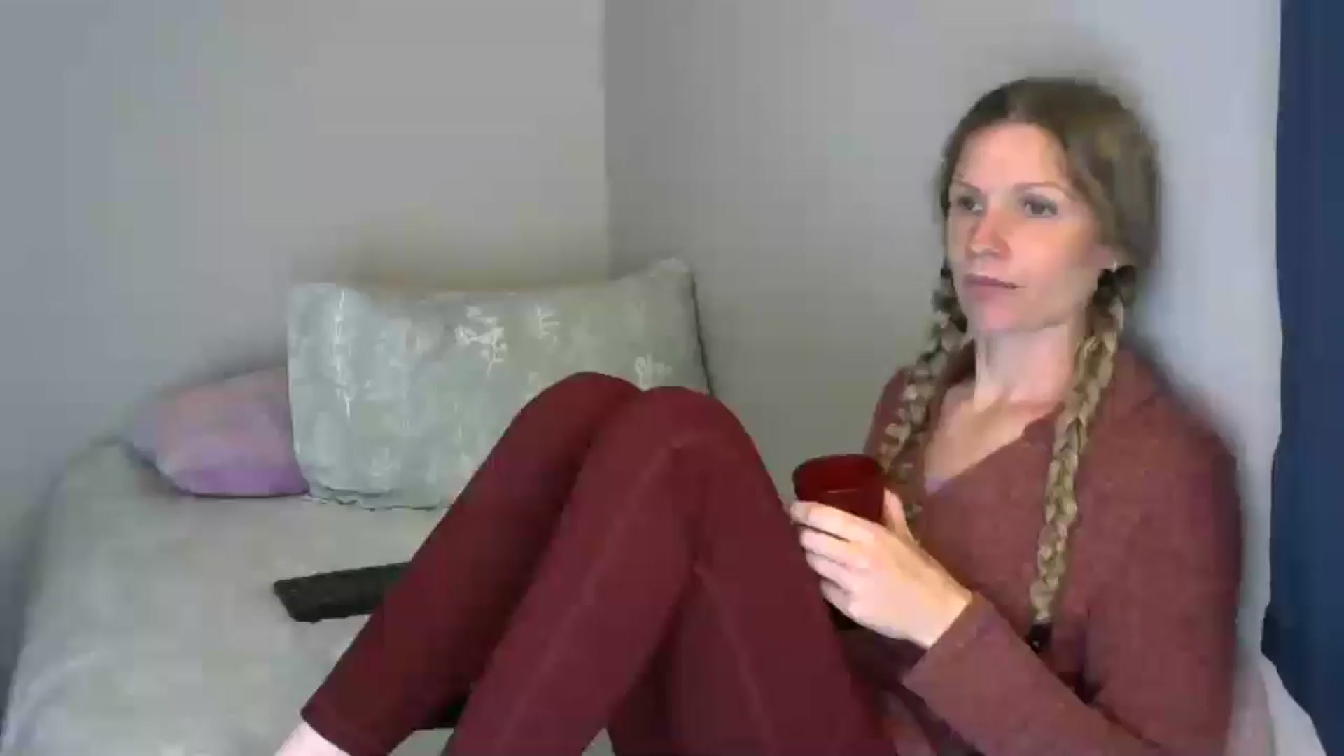 Gallery image thumbnail from SouthernNsexi's myfreecams stream on, 04/26/2024, 01:26 image 9 of 20