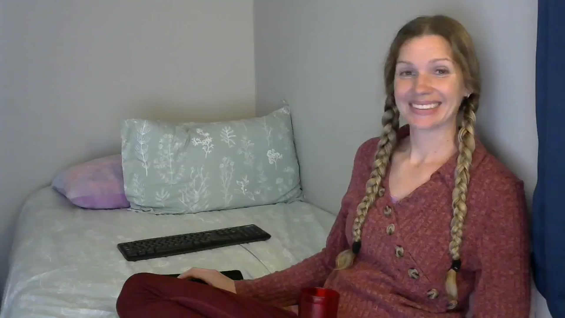 Gallery image thumbnail from SouthernNsexi's myfreecams stream on, 04/26/2024, 01:26 image 6 of 20