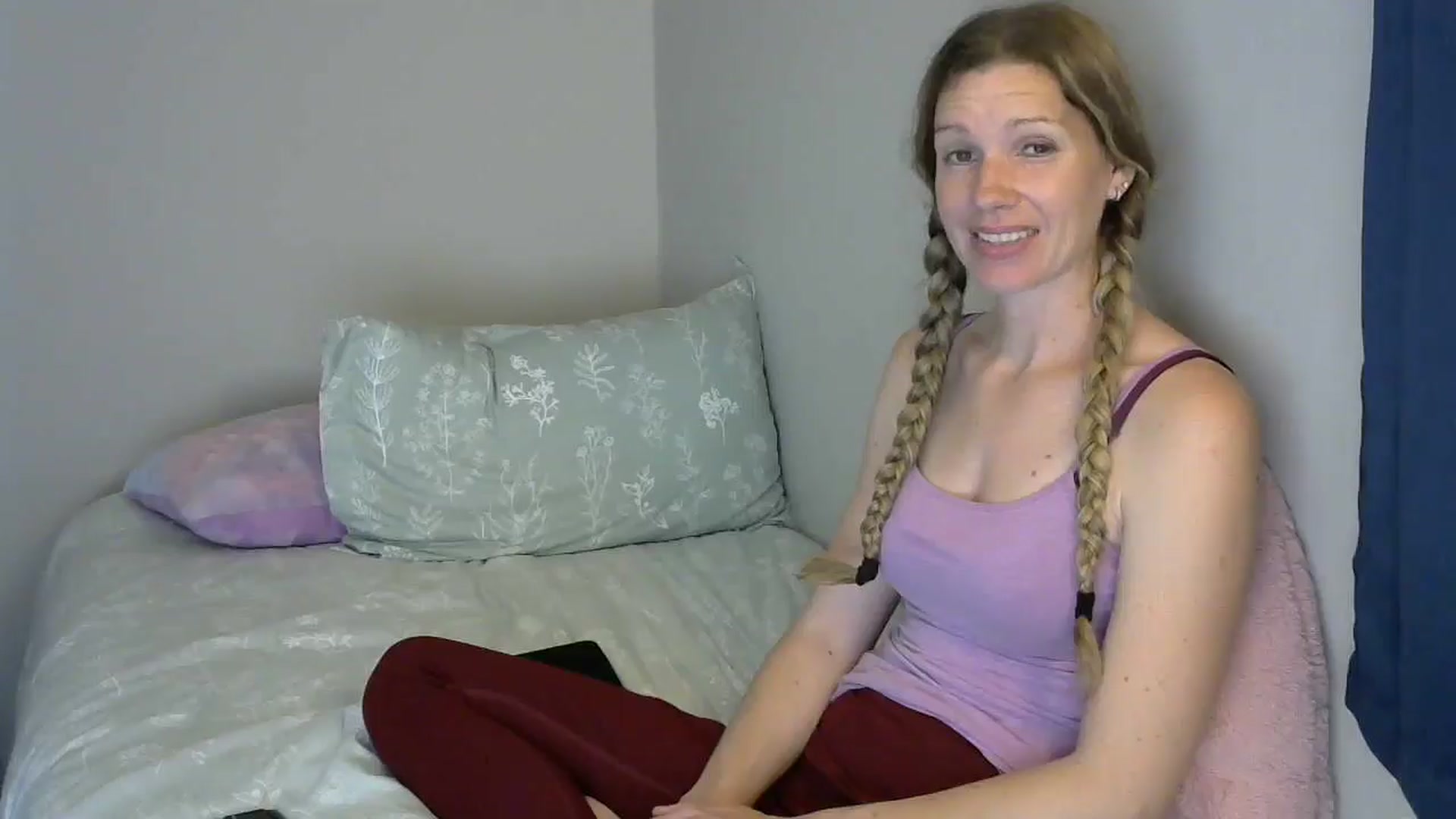 Gallery image thumbnail from SouthernNsexi's myfreecams stream on, 04/26/2024, 13:06 image 17 of 20